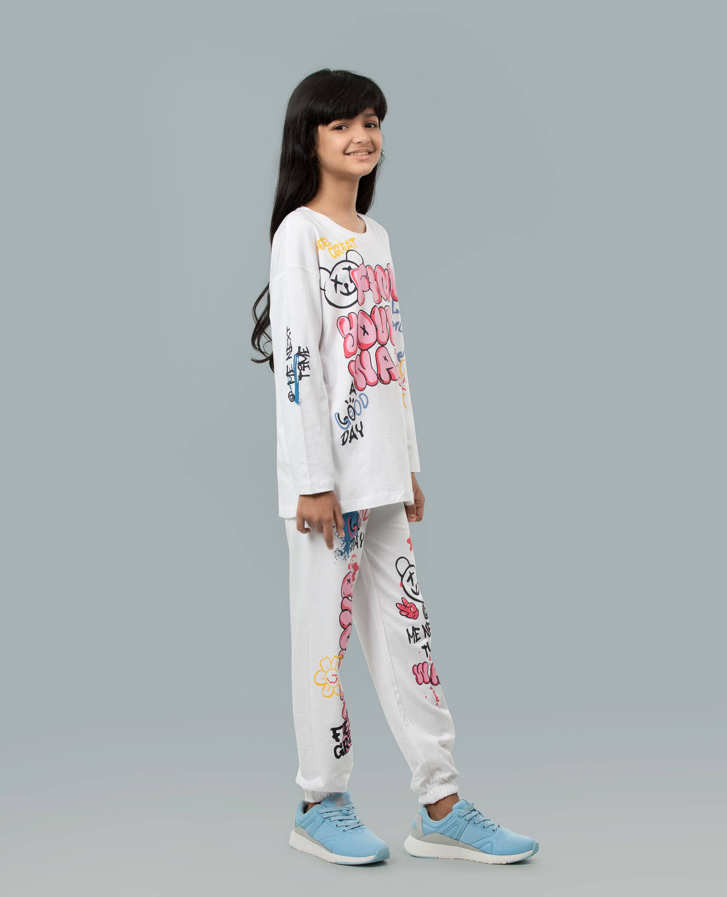 Girl's Feel Great Long Sleeve T-shirt & Bottom Set.