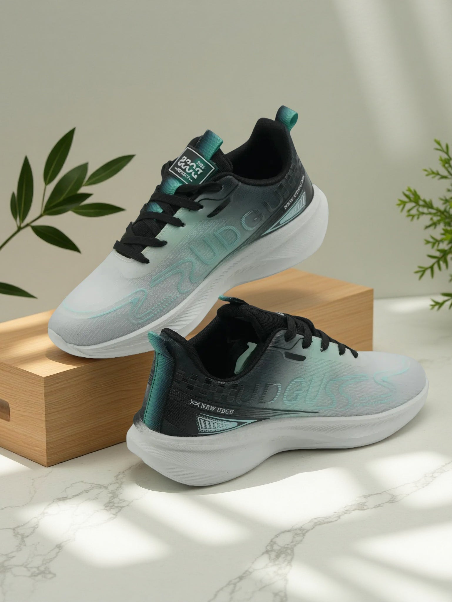 Men’s Lightweight Gradient Running Sneakers – Breathable Athletic Shoes