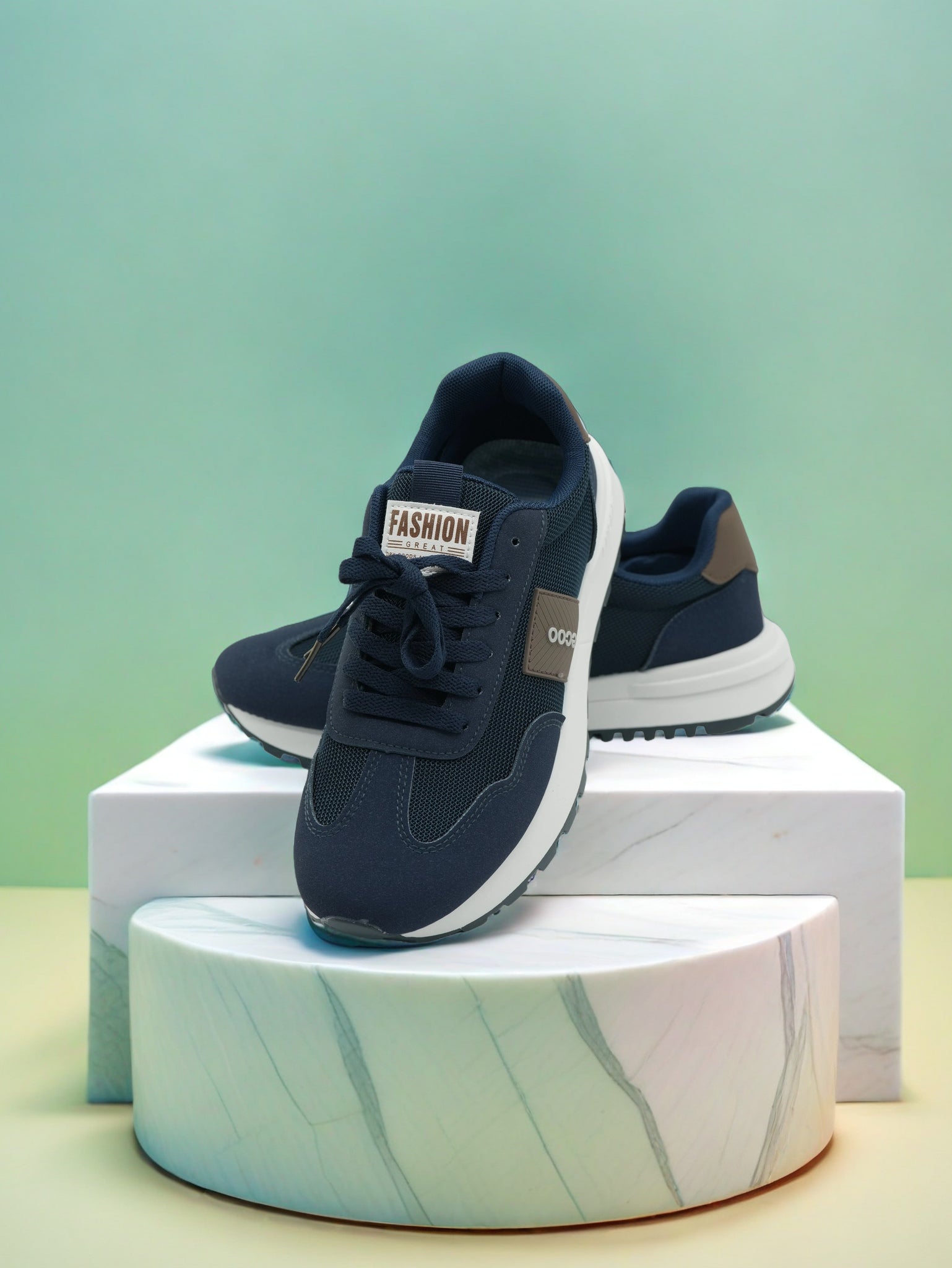 Mens Classic Sneakers Sports Shoes with Cushioned Sole