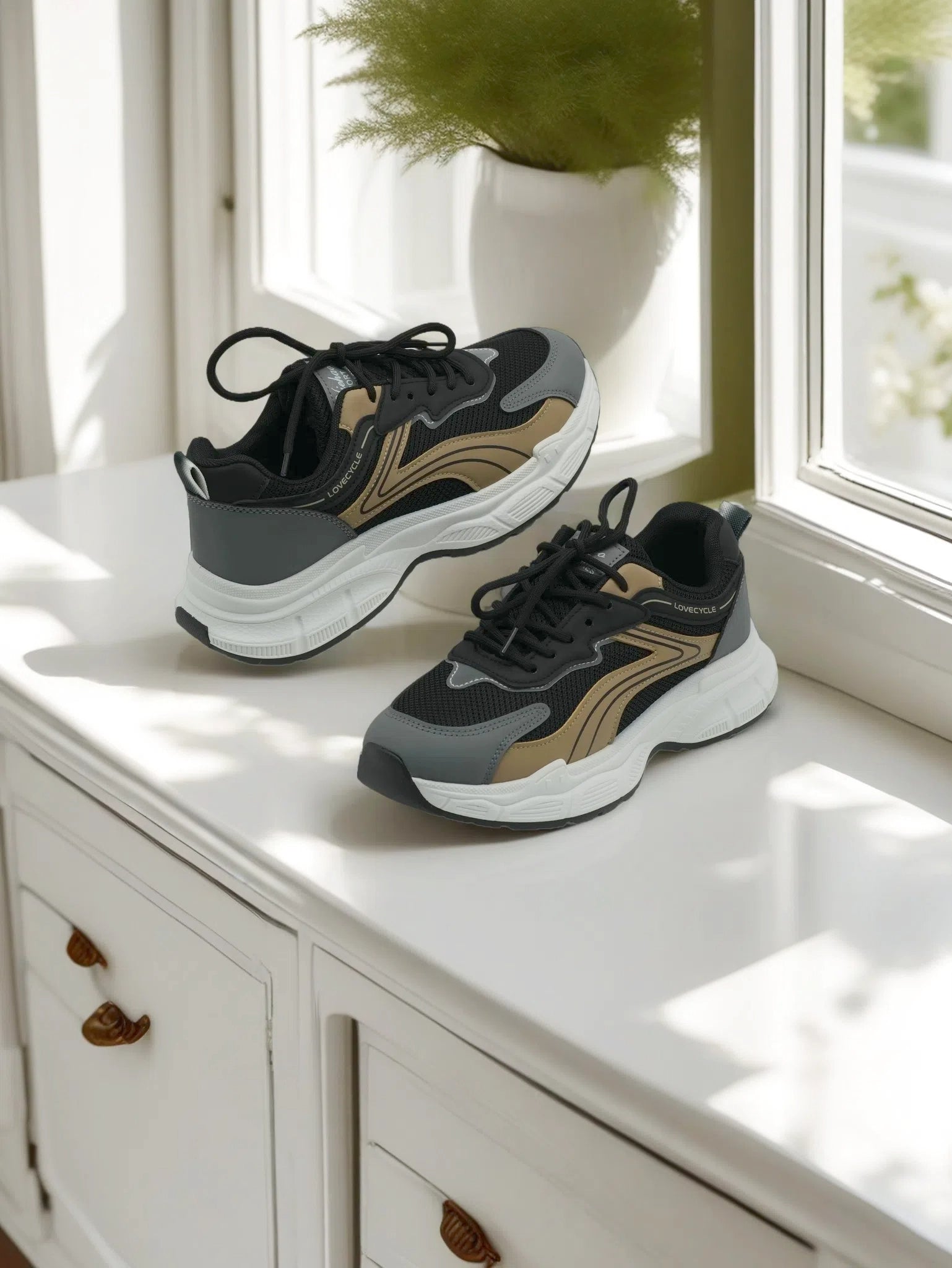 Men's Multi-Color Sports Fashion Shoes with Lace