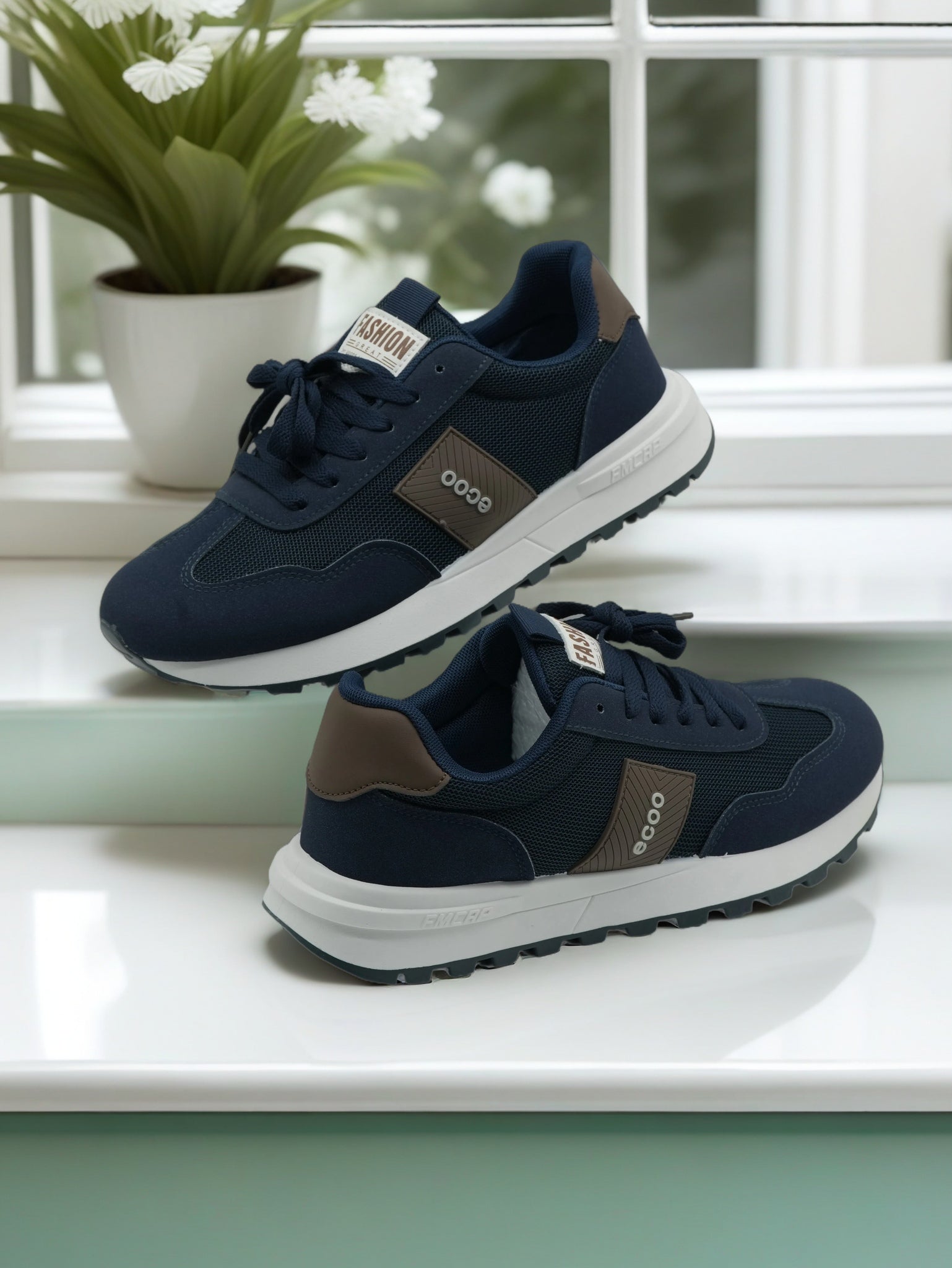 Mens Classic Sneakers Sports Shoes with Cushioned Sole