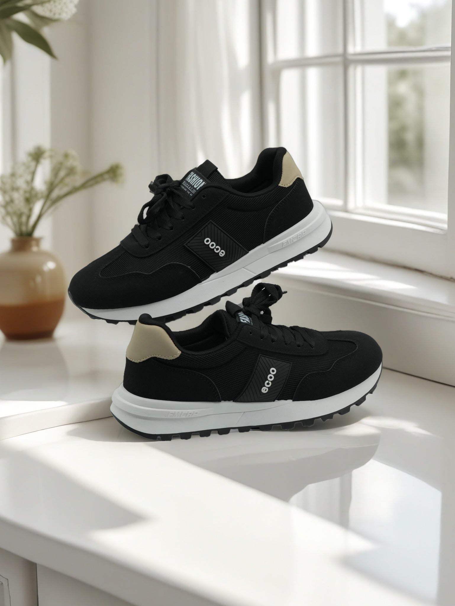 Mens Classic Sneakers Sports Shoes with Cushioned Sole