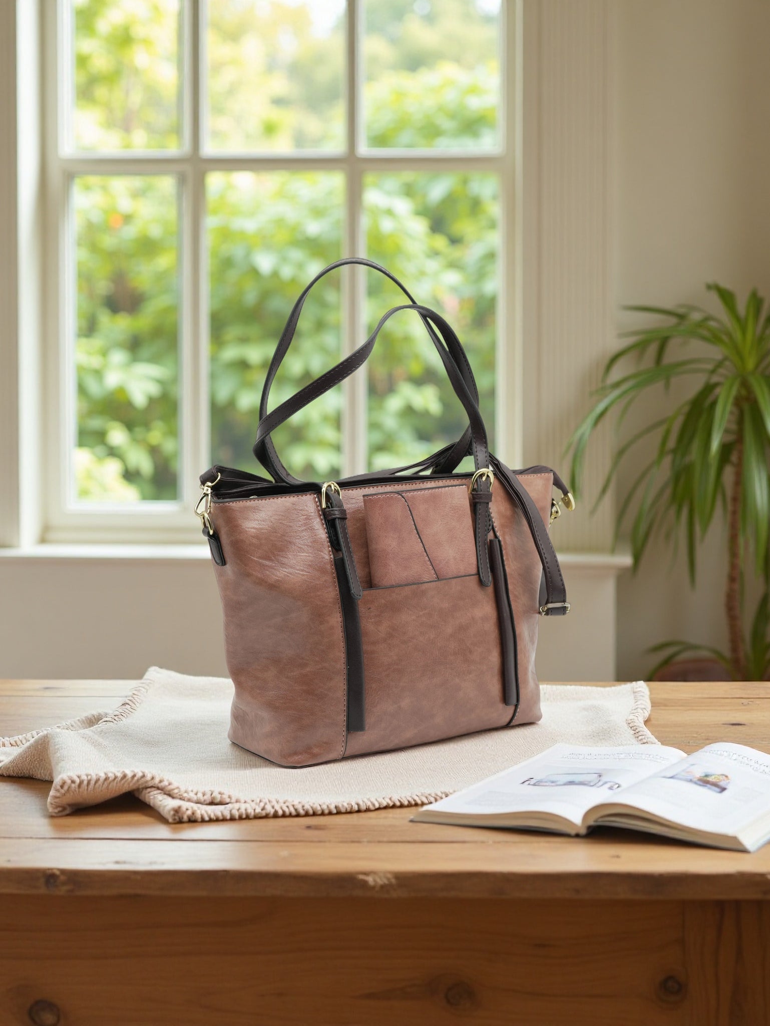 Women Handbag with matching wallet and Detachable strap