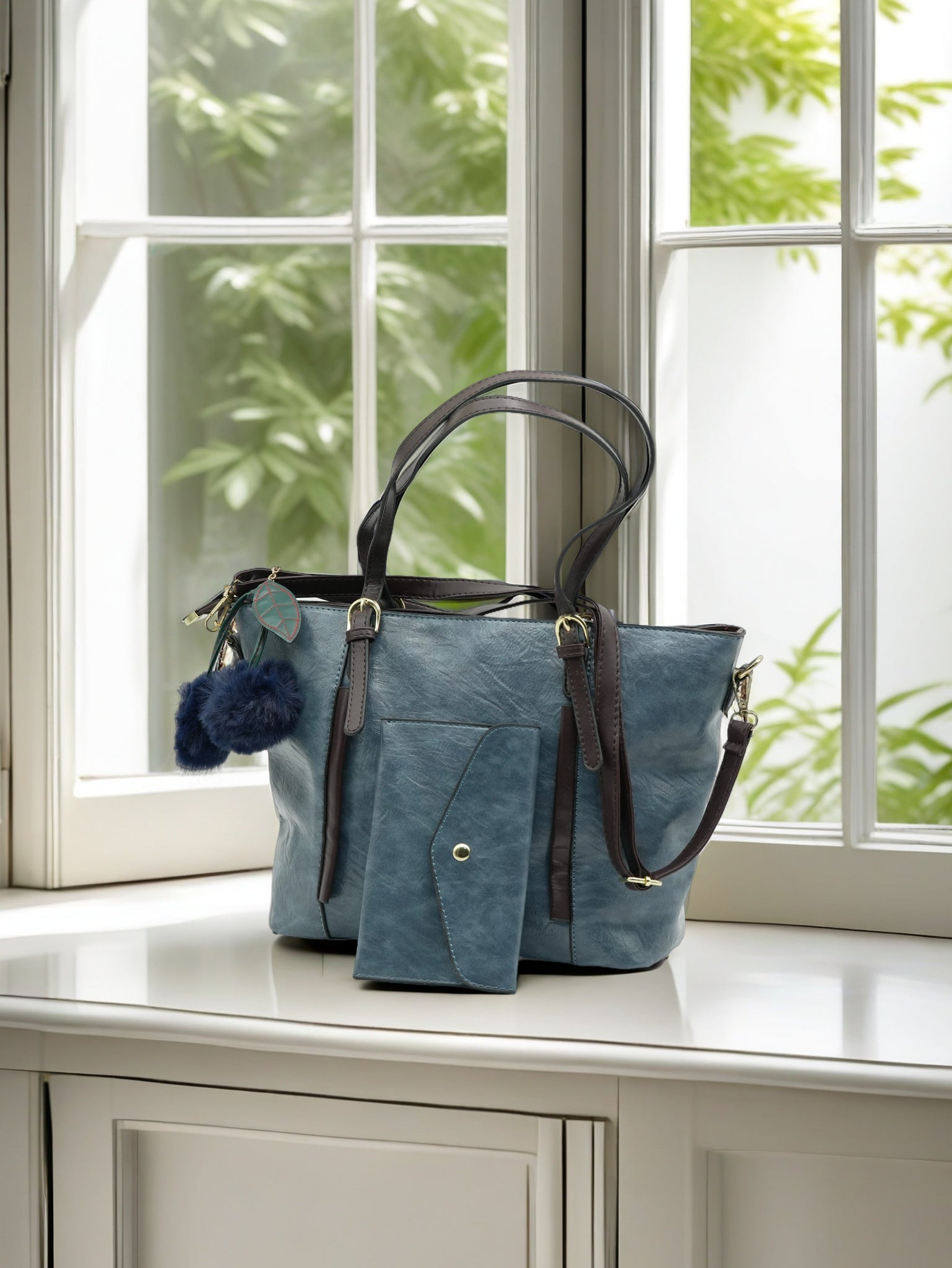 Women Handbag with matching wallet and Detachable strap