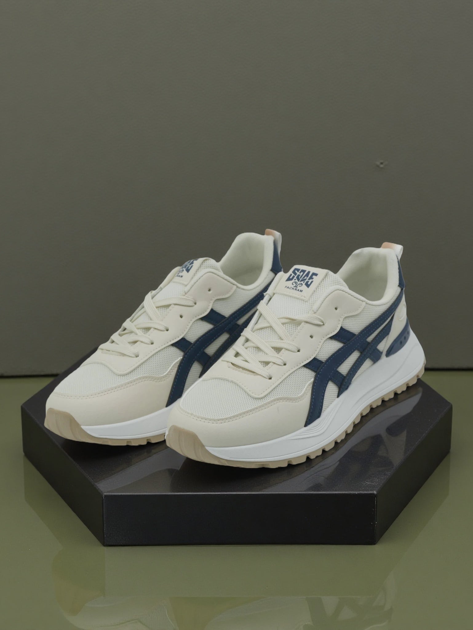 Men’s Classic Casual Sneakers – Lightweight Comfort Running Shoes | Finelook