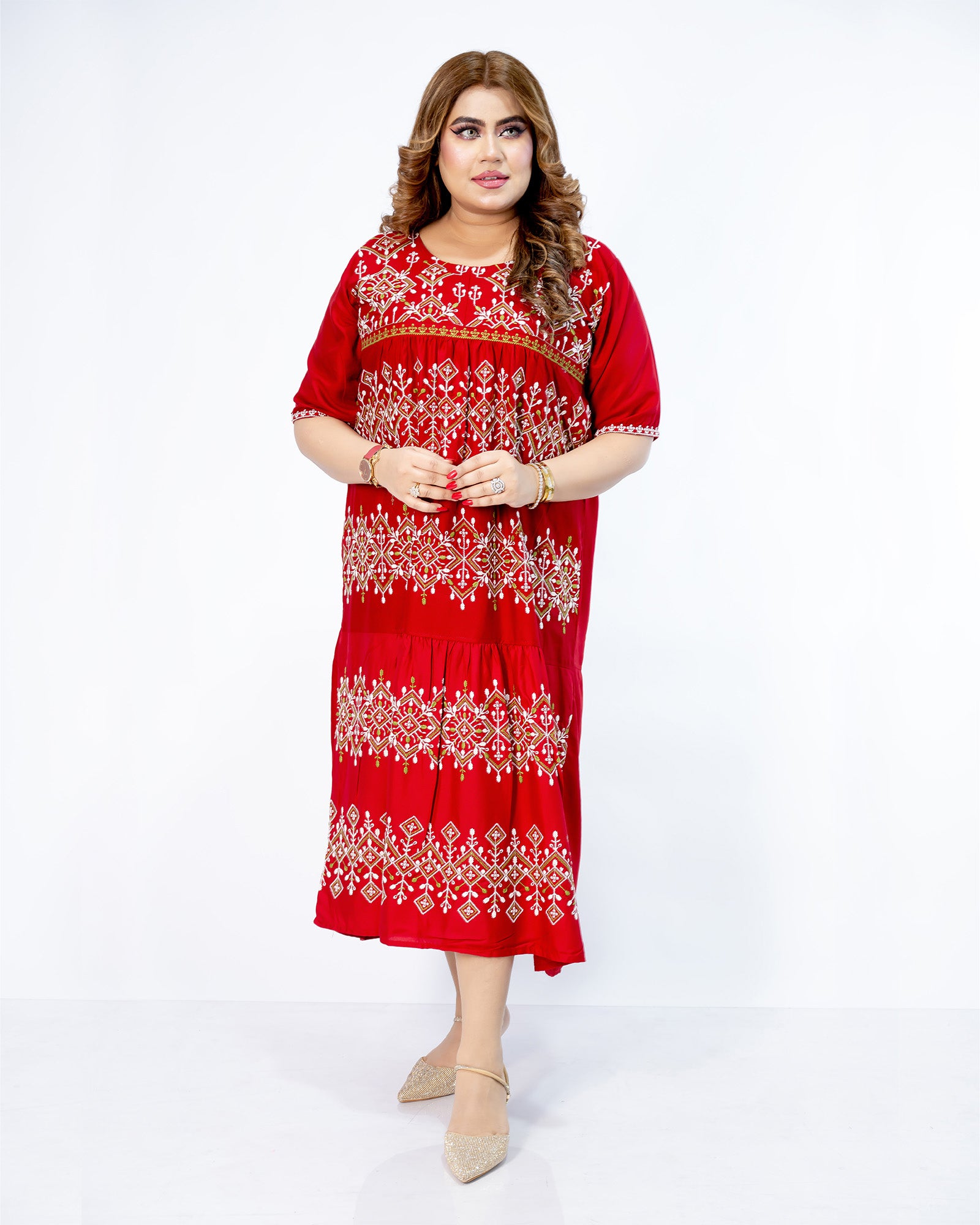 Finelook Embroidered Pattern Jalabiya