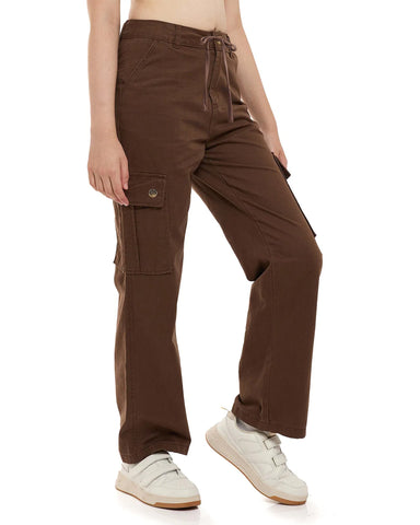 Wide cargo trousers