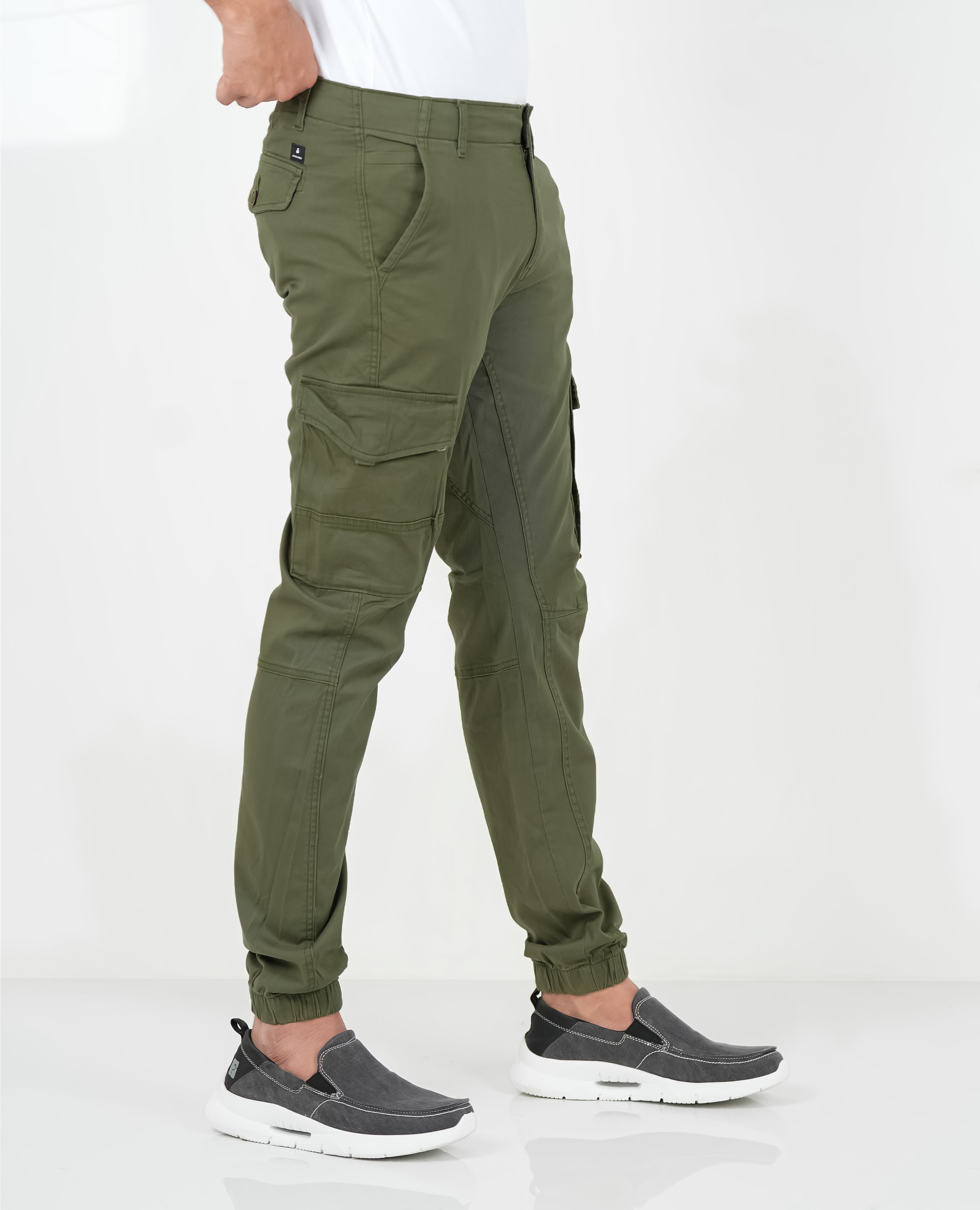 Versatile Cargo Pants for Men Finelook