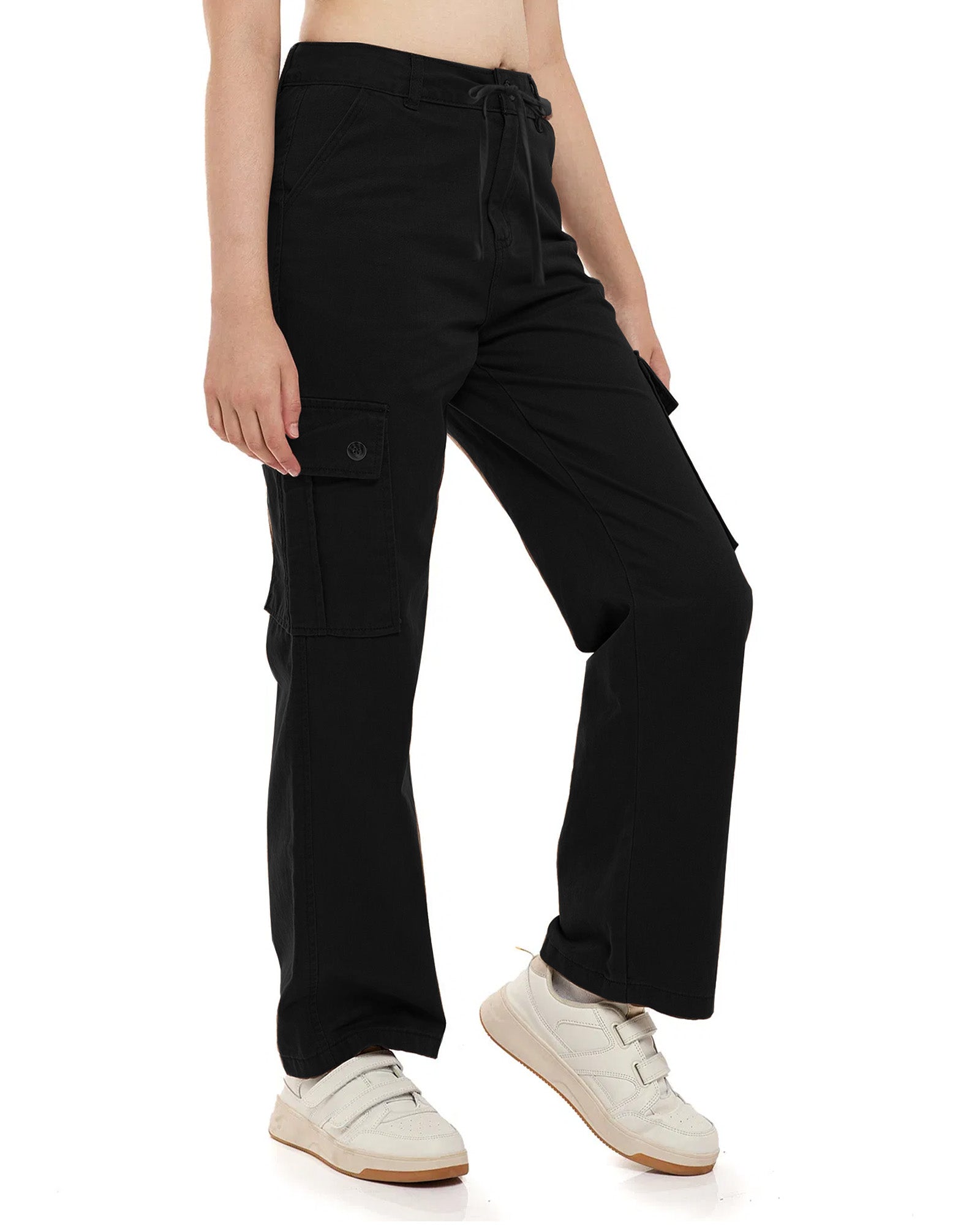 Wide cargo trousers