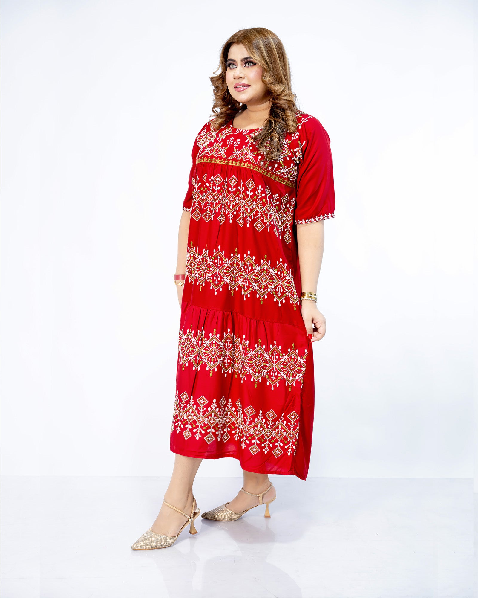 Finelook Embroidered Pattern Jalabiya