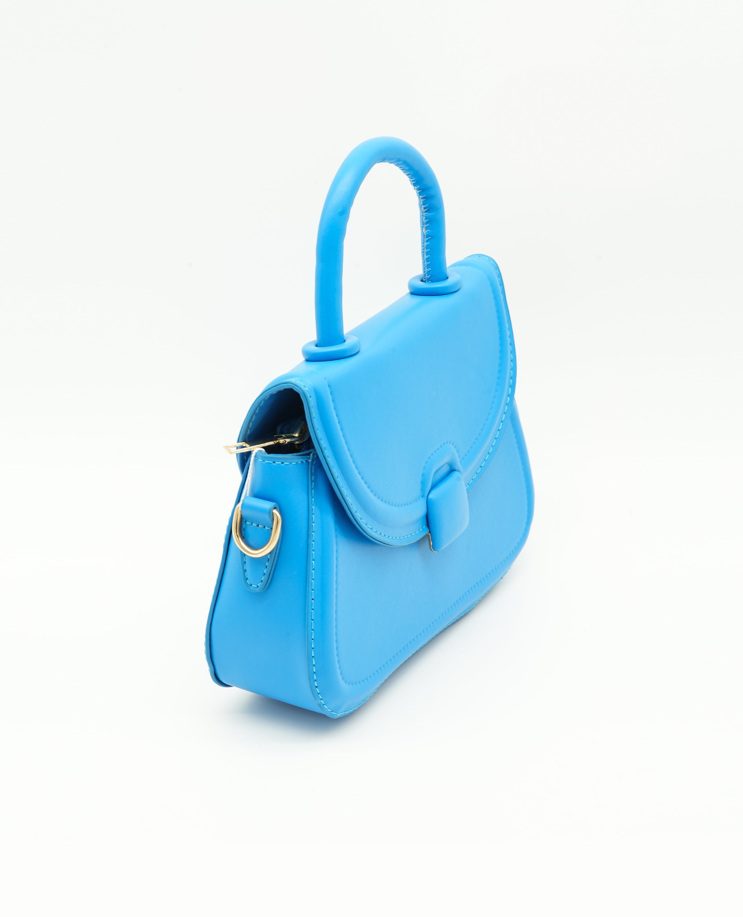 Solid Crossbody Bag with Adjustable Strap and Flap Closure - Finelook