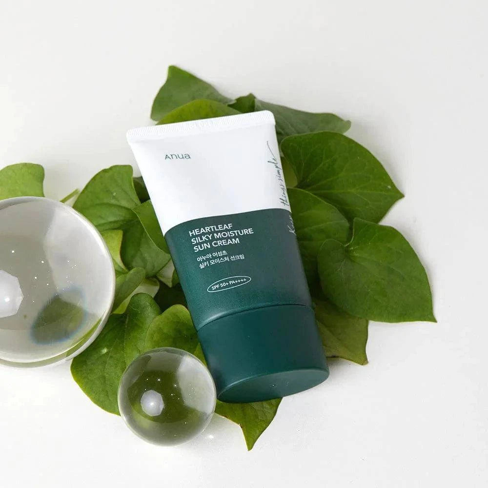 Heartleaf Silky Moisture Sunscreen SPF50+ - 50 ml - FineLook