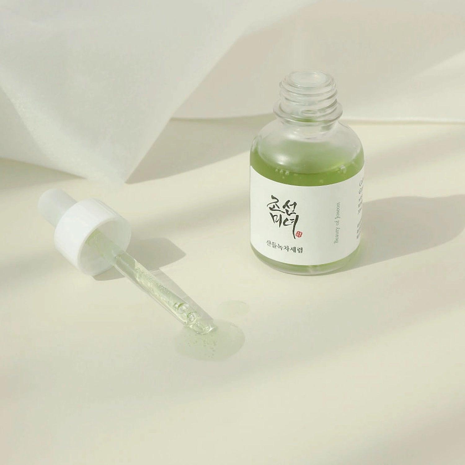 Calming Serum: Green Tea + Panthenol - 30 ml - FineLook