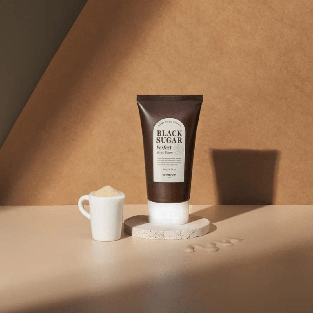 Black Sugar Perfect Scrub Foam - 180 ml - FineLook