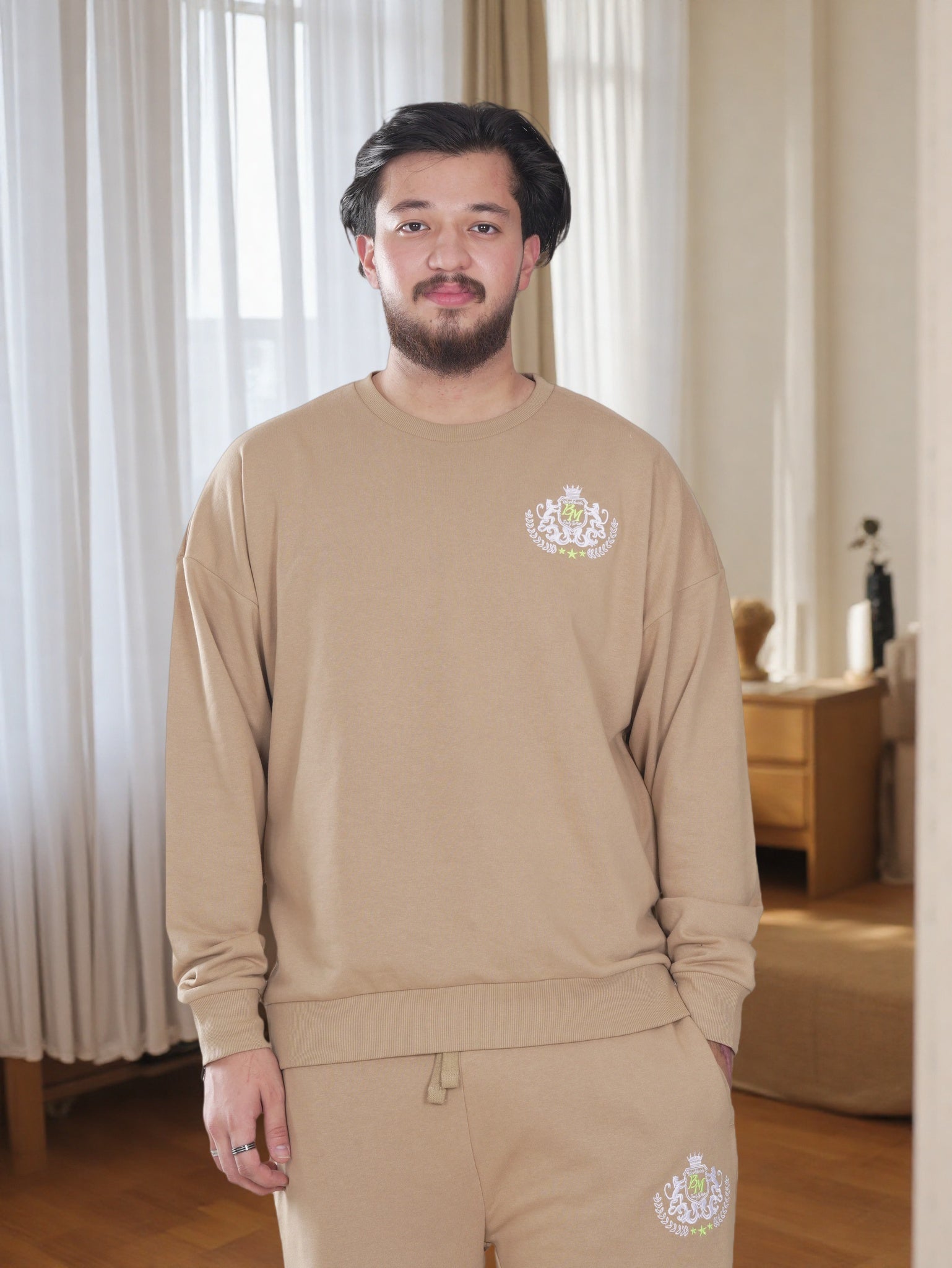 Men’s Premium Crest Logo Sweatshirt & Jogger Set
