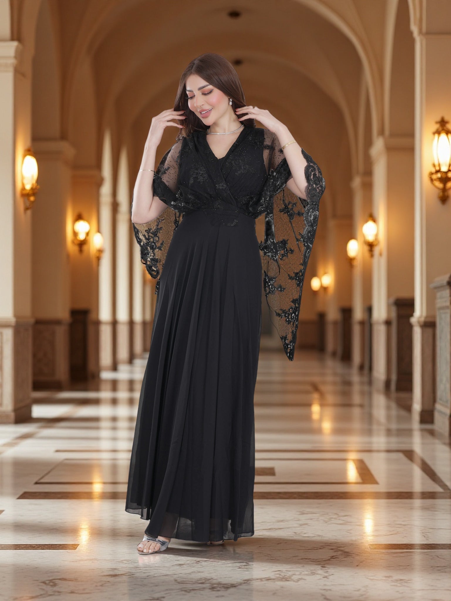 فستان سهرة أسود أنيق للنساء | فستان ماكسي رسمي بأكمام طويلة وخصر مطرّز