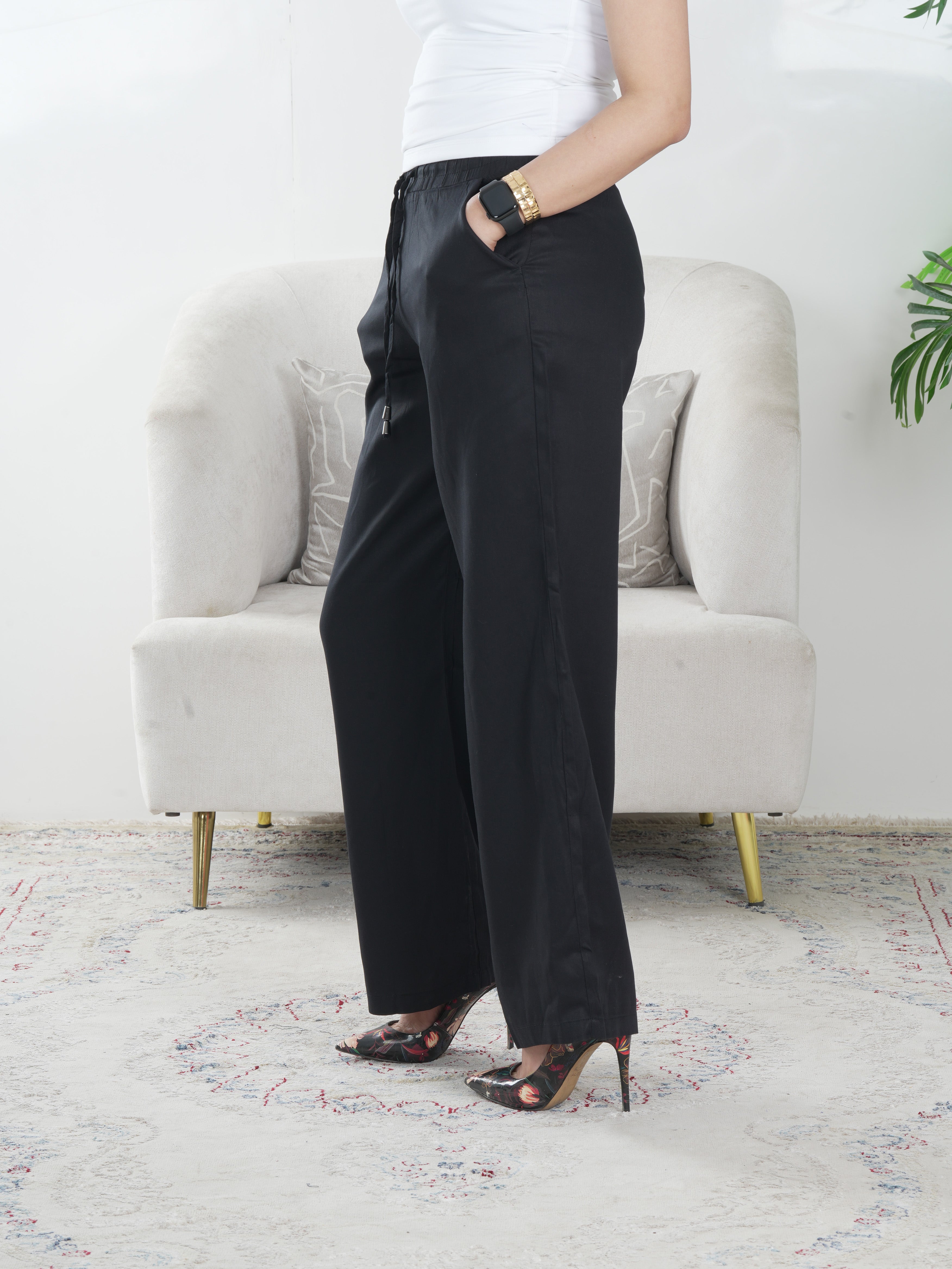 Women’s Black Wide Leg Joggers – Comfortable Casual Wear