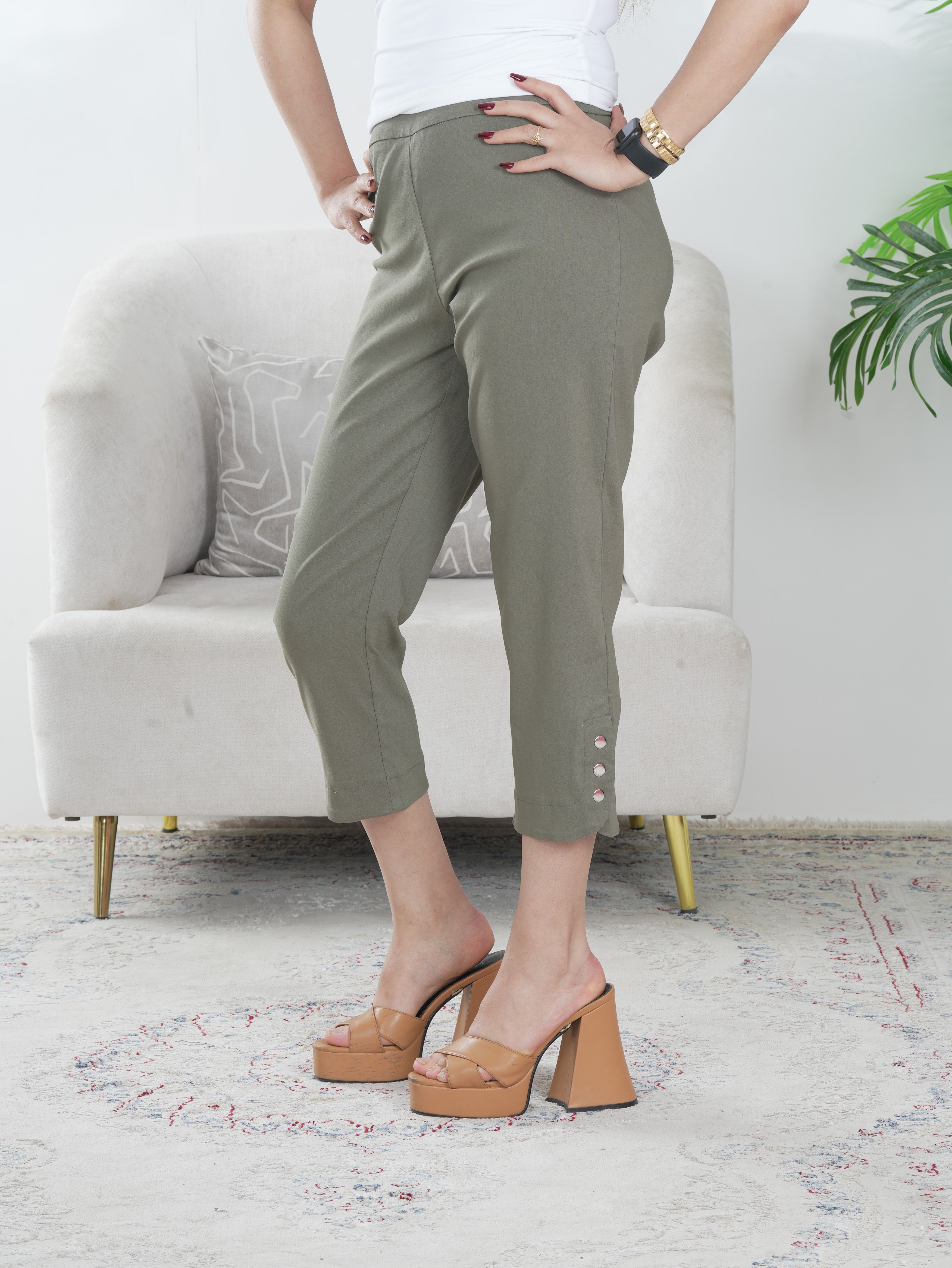 Women’s Cropped Pants – Stylish Casual & Office Wear