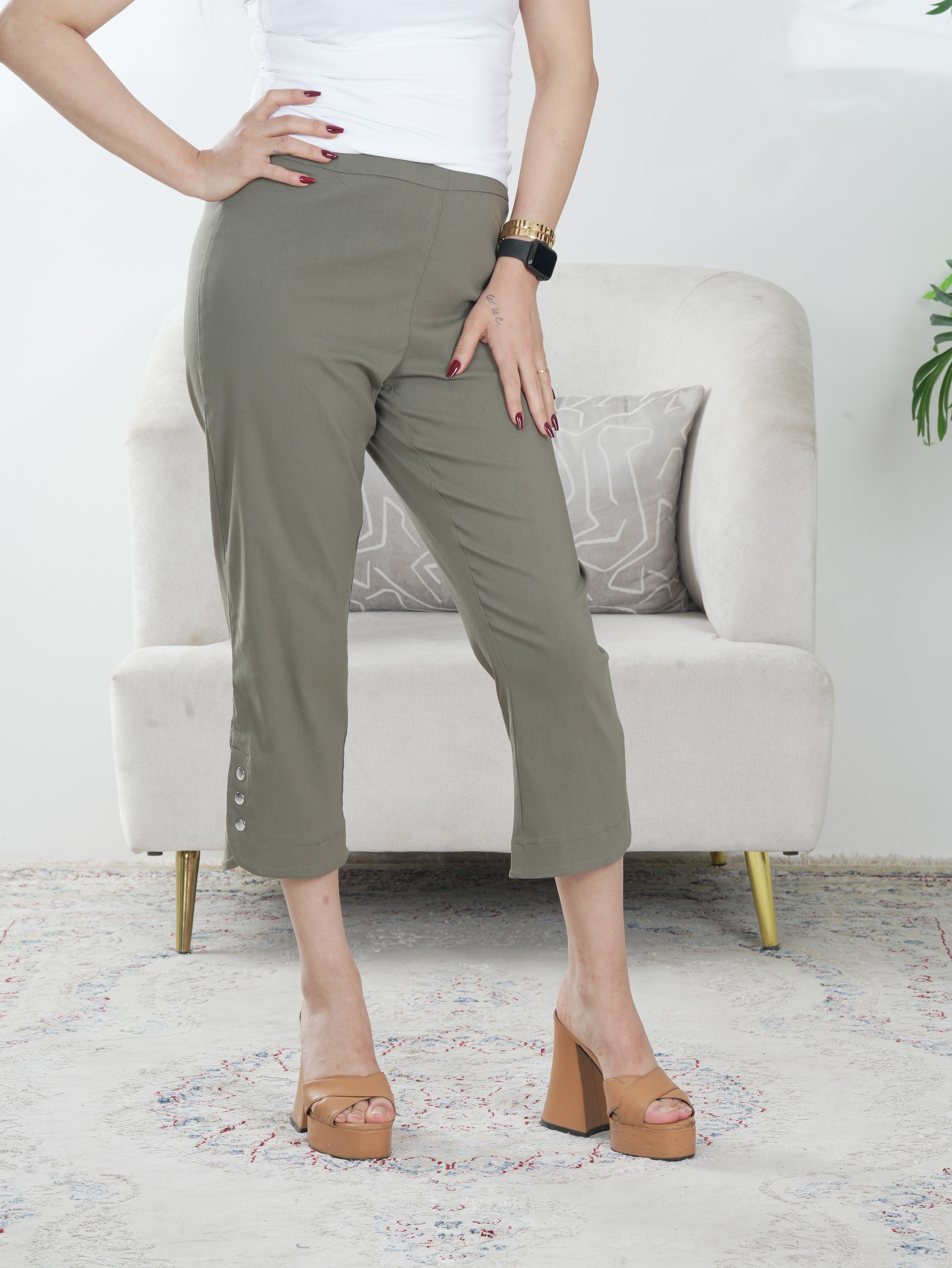 Women’s Cropped Pants – Stylish Casual & Office Wear