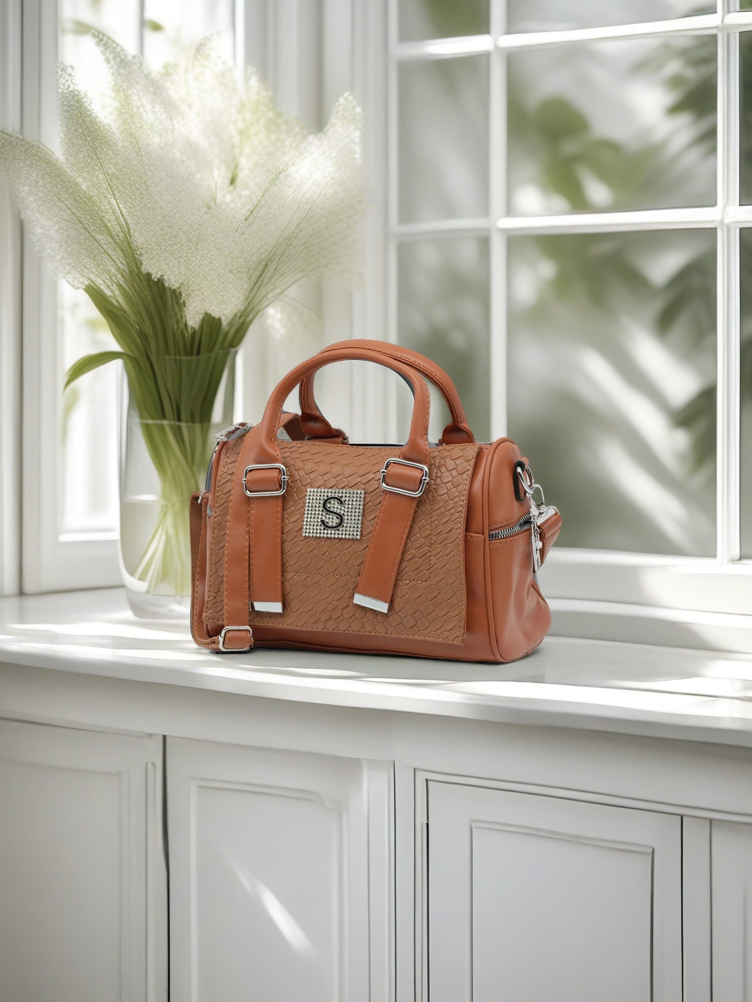 Elegant Cream Faux Leather Satchel Handbag for Women – Textured Croc Pattern with Rhinestone “S” Emblem & Silver Hardware