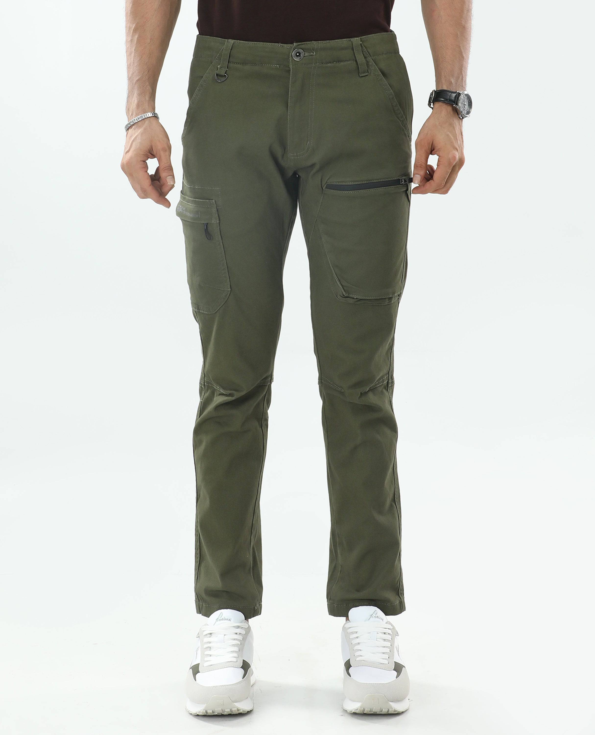 Finelook Men's Twill Cargo Pants - Olive green front side pose