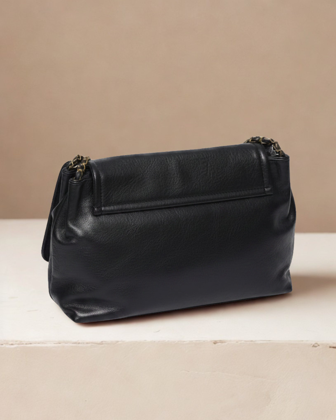 Women's Soft Leather Chain Shoulder Bag – Elegant Flap Crossbody Handbag