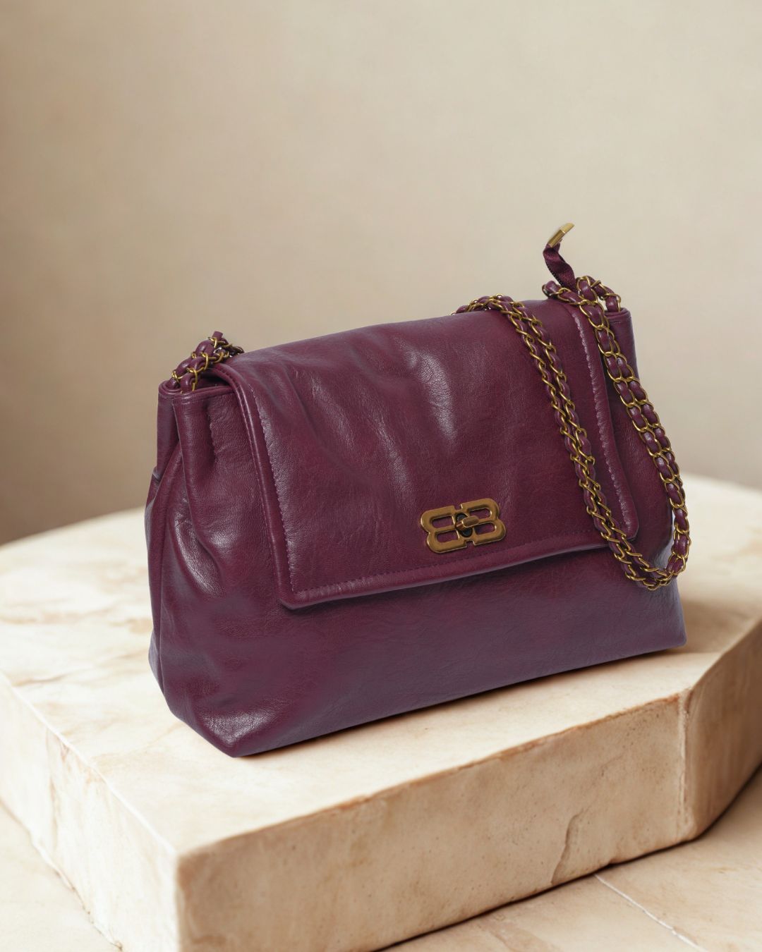 Women's Soft Leather Chain Shoulder Bag – Elegant Flap Crossbody Handbag