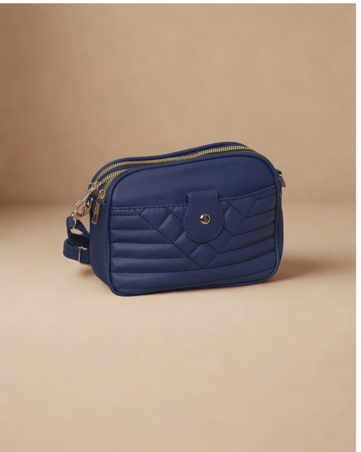 Elegant Quilted Crossbody Bag – Compact Multi-Pocket Bag