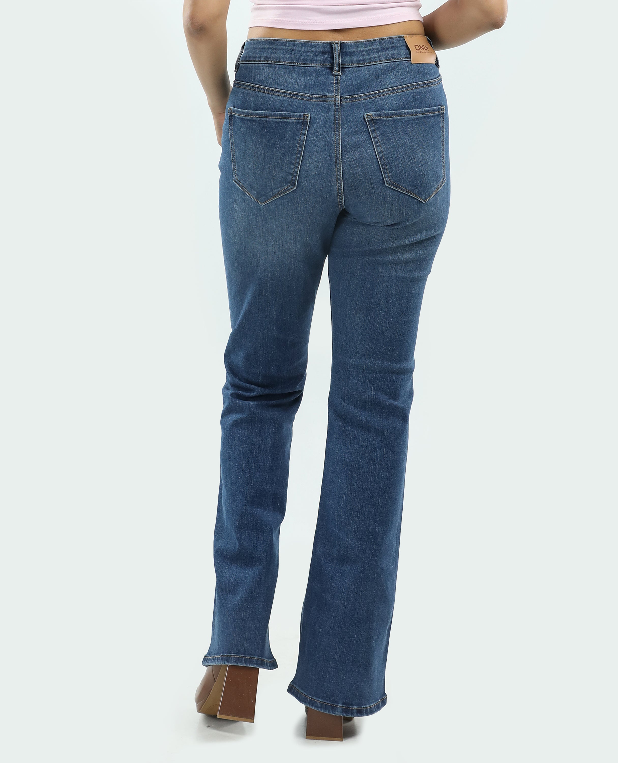 High Rise Wide leg Jean Finelook – Comfortable and Trendy blue back side picture
