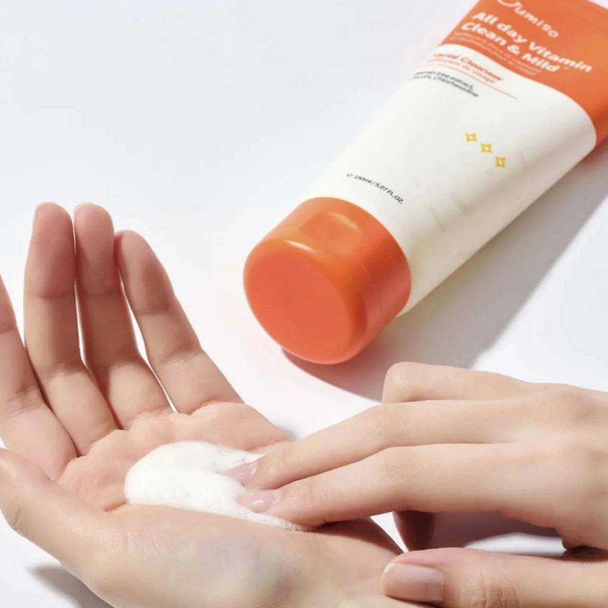 All Day Vitamin Clean & Mild Facial Cleanser - 150 ml - FineLook