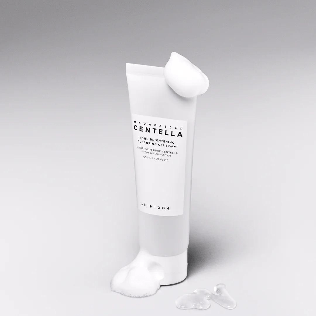 Madagascar Centella Tone Brightening Cleansing Gel Foam - 125ml - FineLook