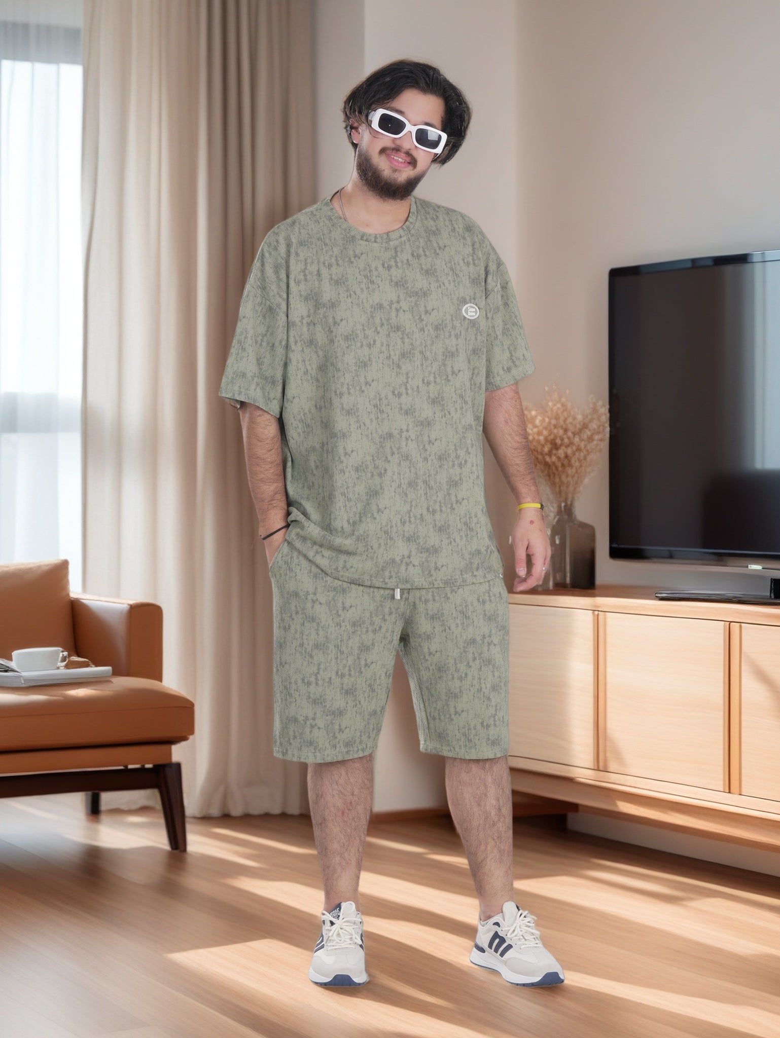 طقم قميص وشورت رجالي منقوش