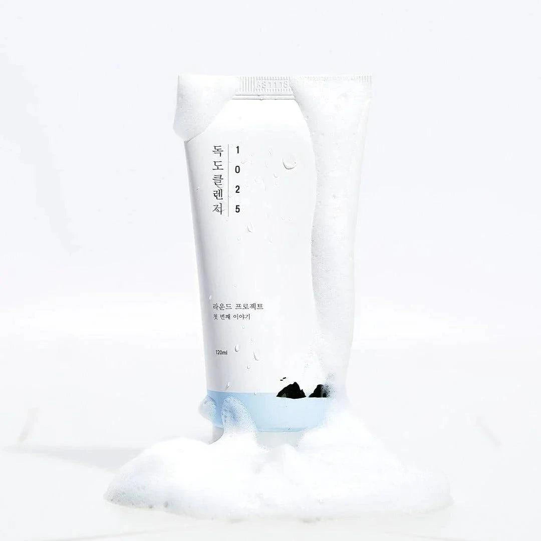 1025 Dokdo Cleanser -150 ml - FineLook