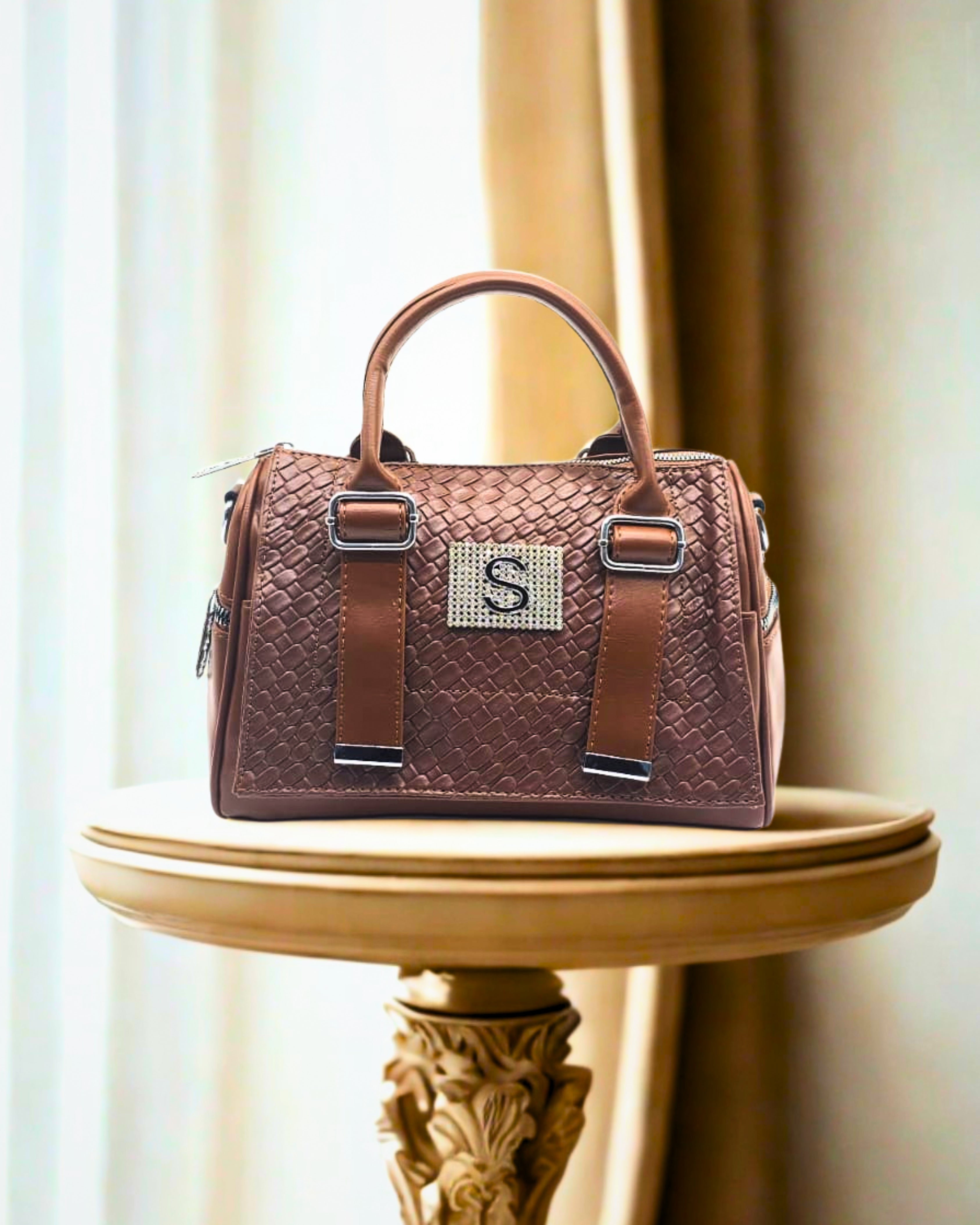 Elegant Cream White Faux Leather Satchel Handbag for Women – Textured Croc Pattern with Rhinestone “S” Emblem & Silver Hardware