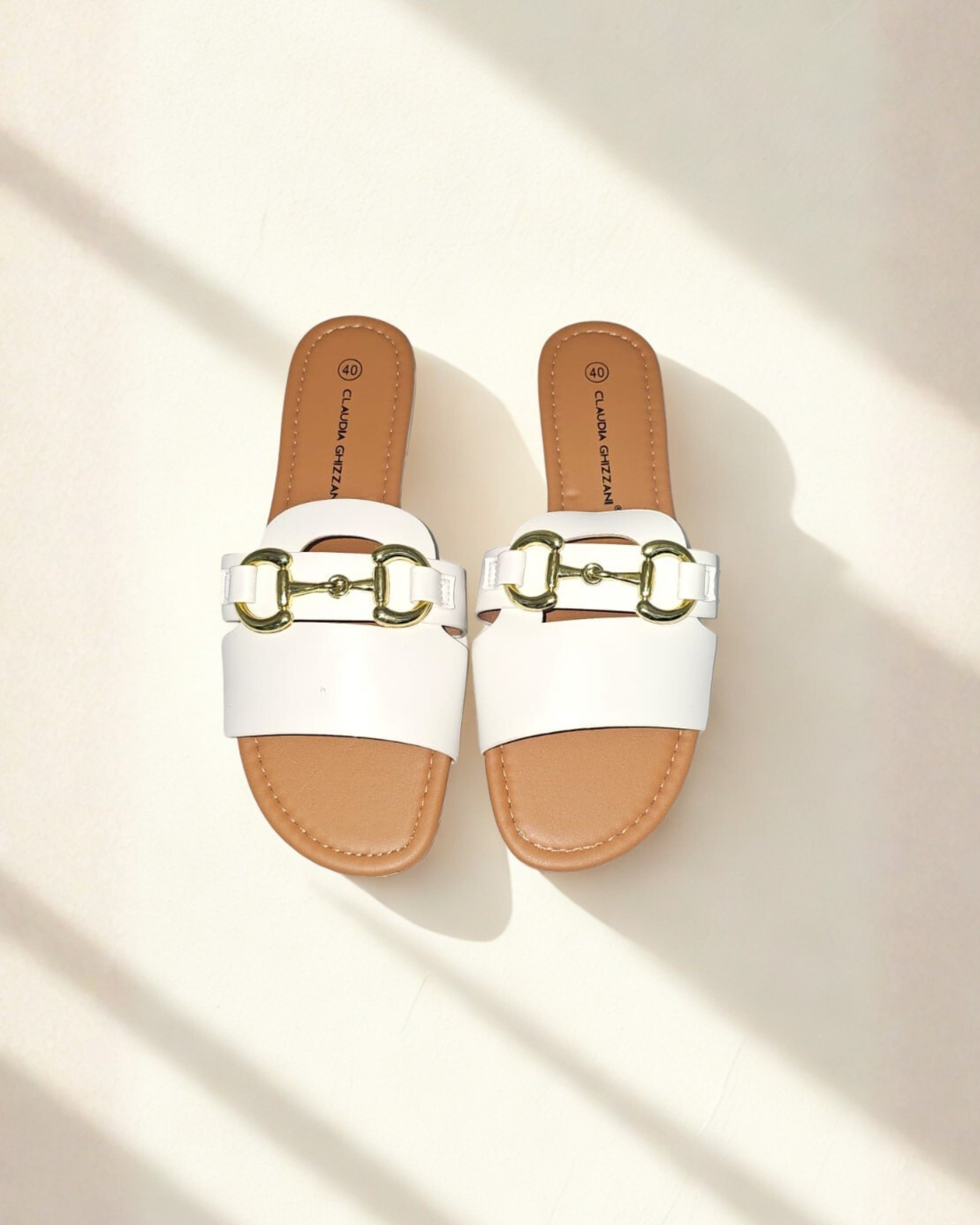 Women’s White Slip-On Sandals with Chain Detail – Elegant Flat Slides for Party, Eid & Evening Wear