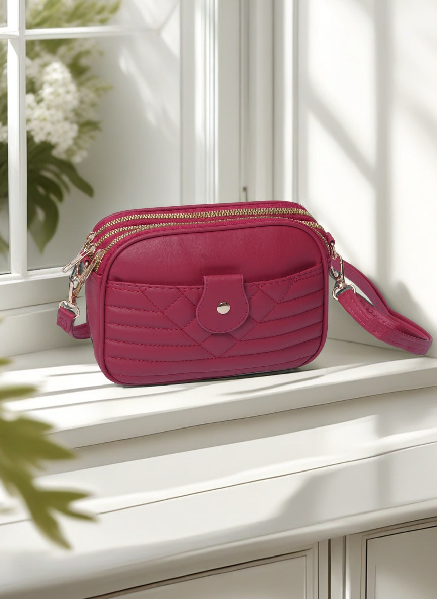 Elegant Quilted Crossbody Bag – Compact Multi-Pocket Bag