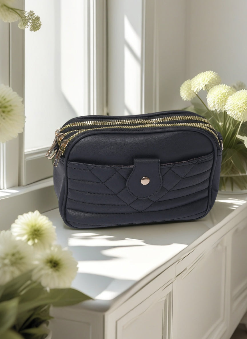 Elegant Quilted Crossbody Bag – Compact Multi-Pocket Bag