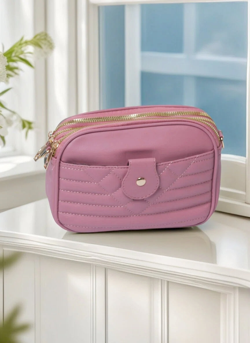 Elegant Quilted Crossbody Bag – Compact Multi-Pocket Bag