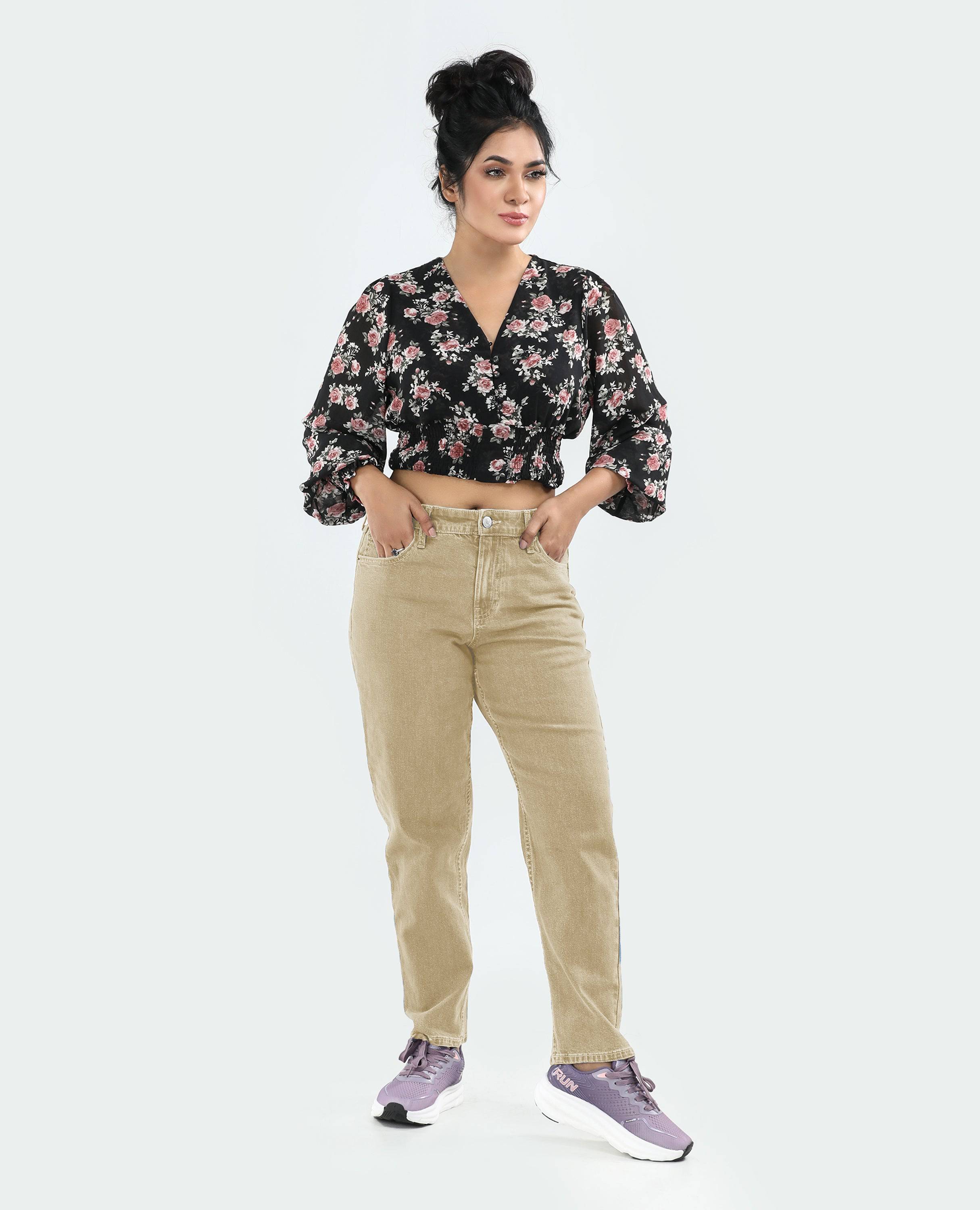 Wide Leg Jeans for Women FineLook – High Waist, Comfortable Fit and Stylish beige color front side picture