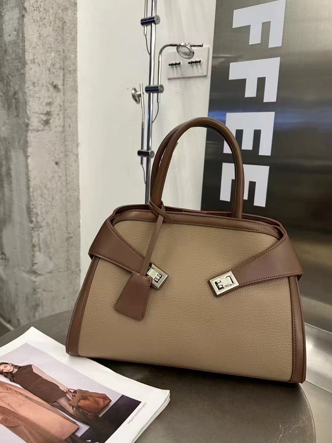 Women Bicolor shoulder Hug Top-handle Bag.