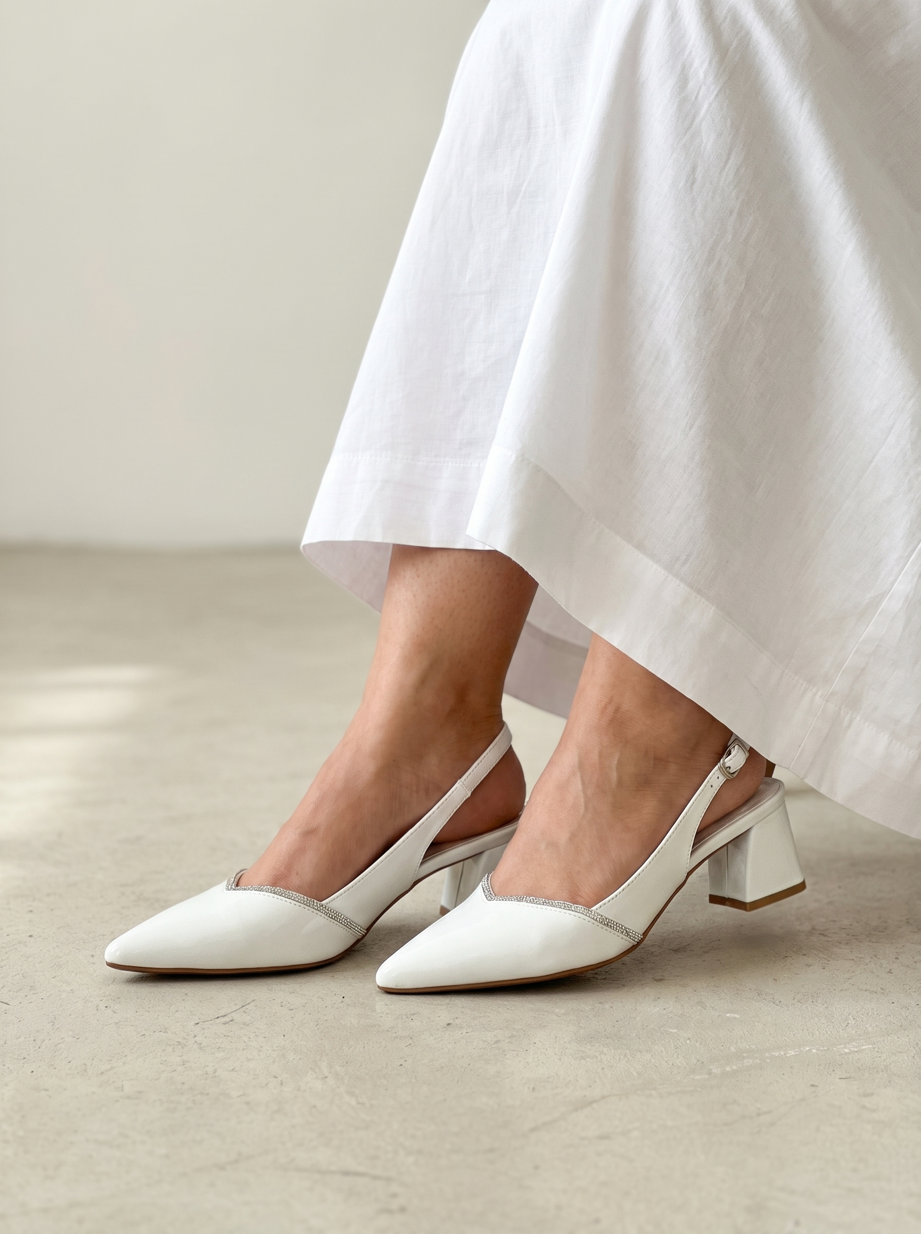 Women’s Pointed-Toe Rhinestone-Trim Slingback Heels – Elegant Block Heel Dress Pumps
