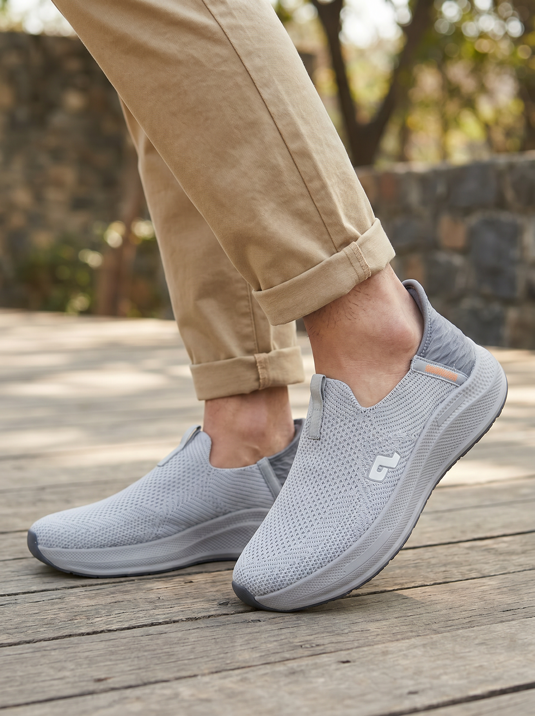 Men's Slip-On Knit Athletic Shoes – Lightweight Breathable Walking Sneakers