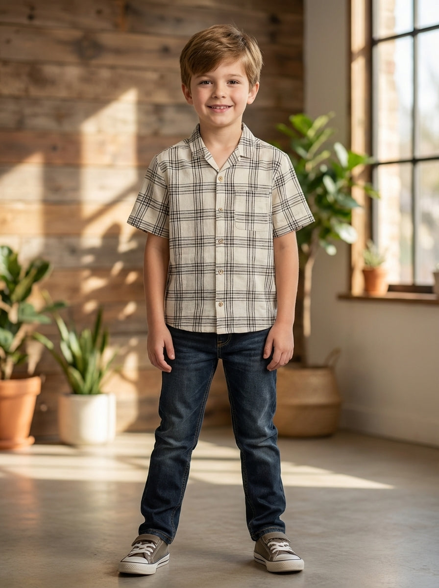 قميص مربعات بأكمام قصيرة للأولاد