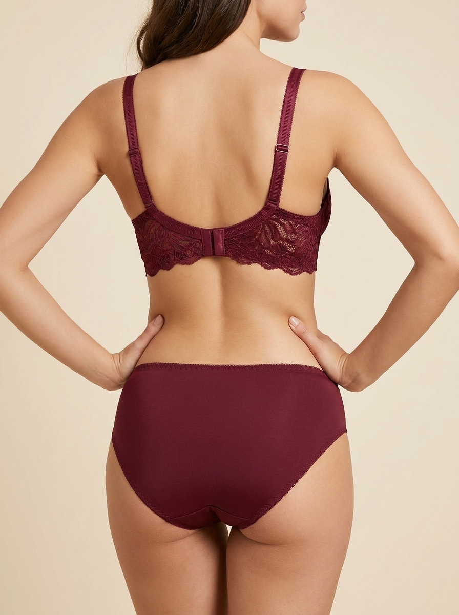 Elegant Botanical Lace Lingerie Set – Underwire Balconette Bra & Matching Panty