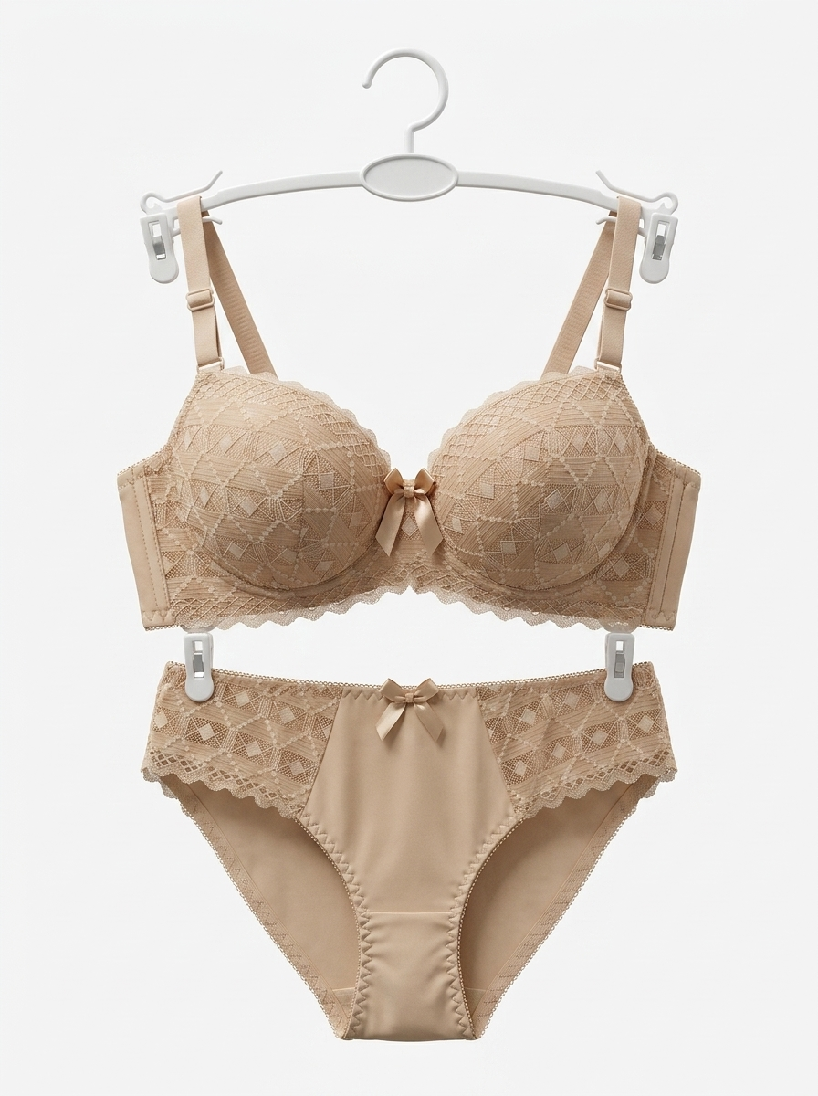 Women's Lace Underwire Bra and Matching Panty Lingerie Set – Sheer Leaf Motif Bralette &amp; Briefs&nbsp;