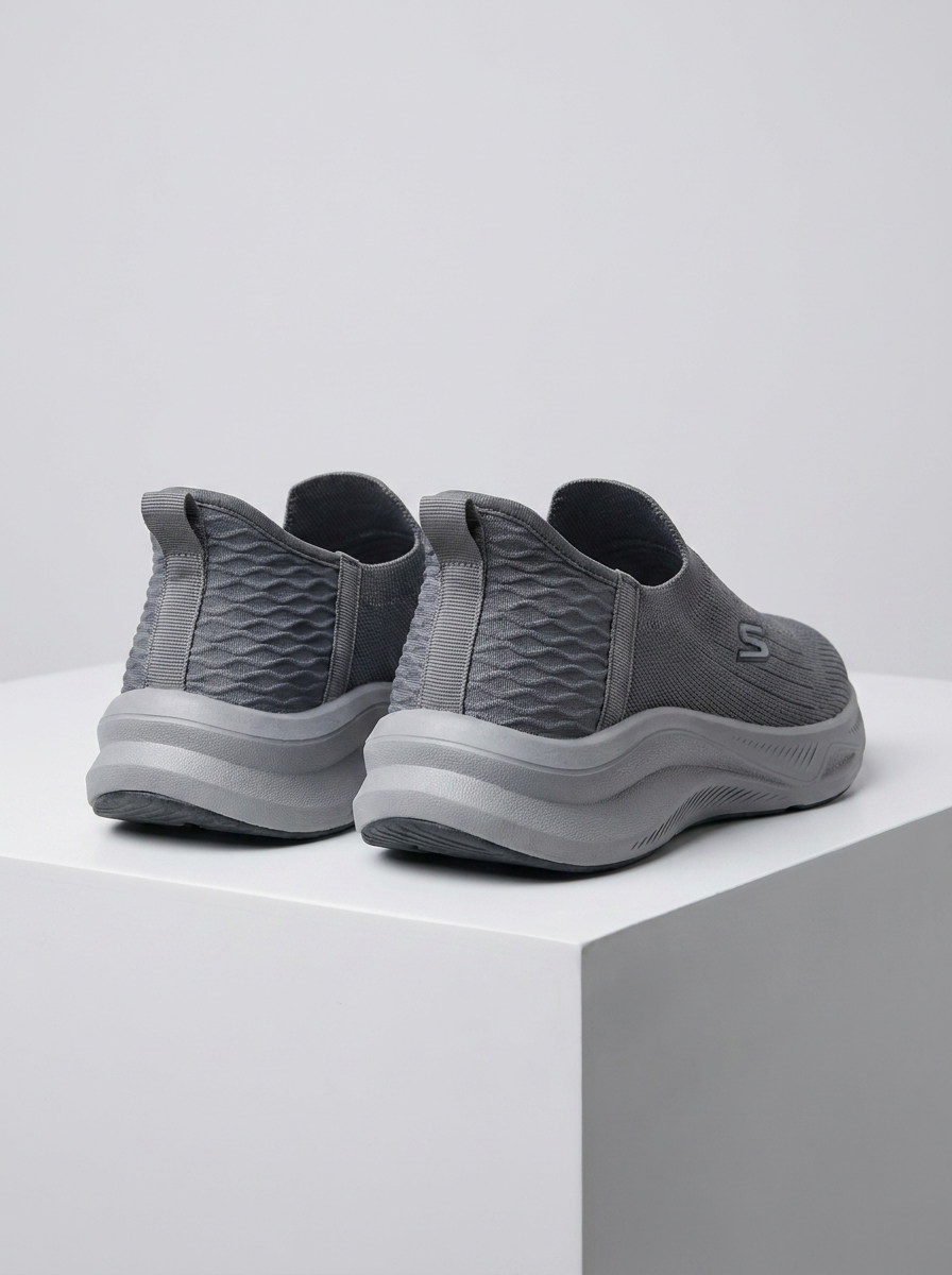 Men's Slip-On Knit Athletic Shoes – Lightweight Breathable Walking Sneakers
