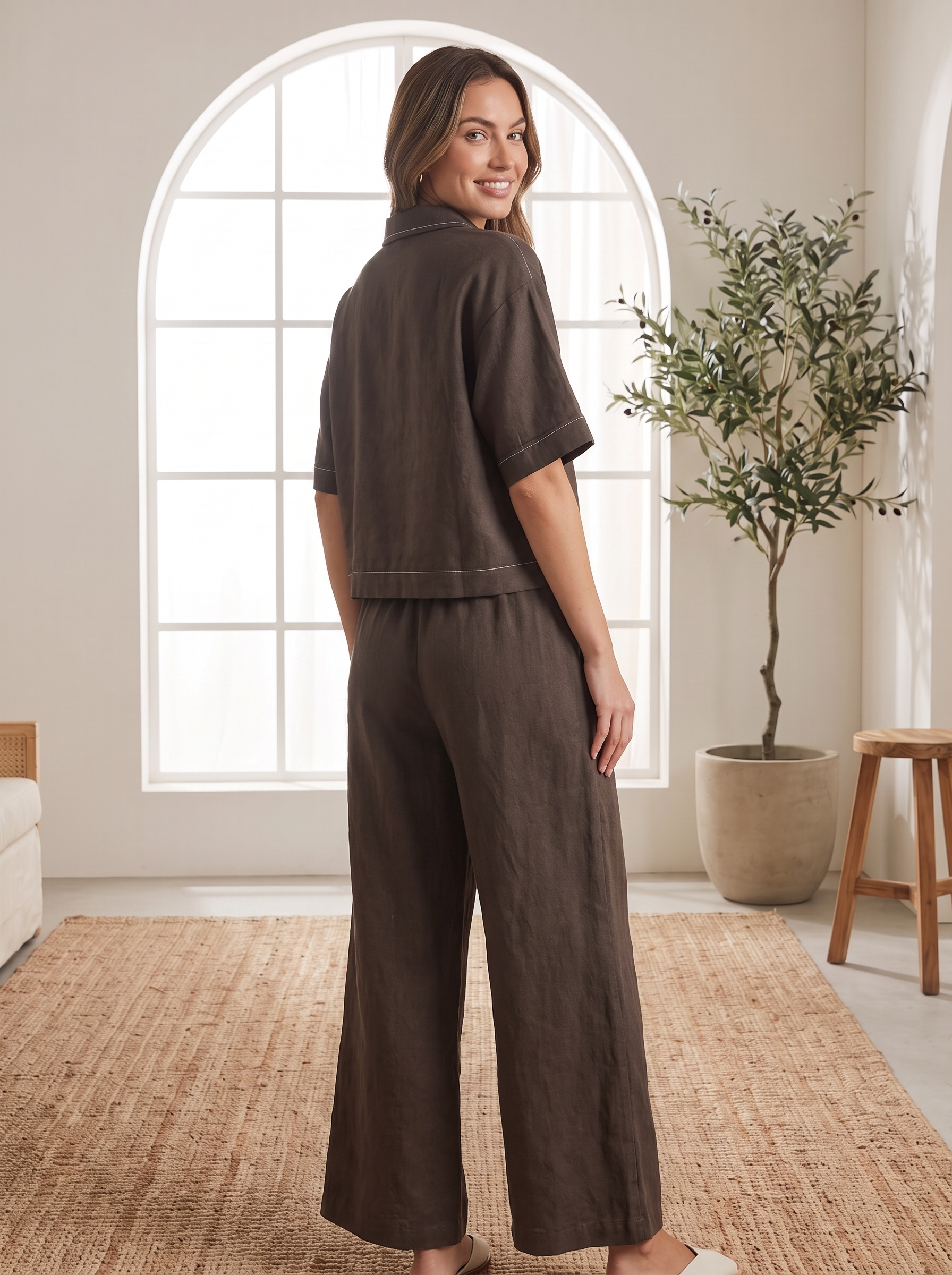 Women’s Two-Piece Short-Sleeve Top and Wide-Leg Pants Set – Dark Brown Casual Lounge Set