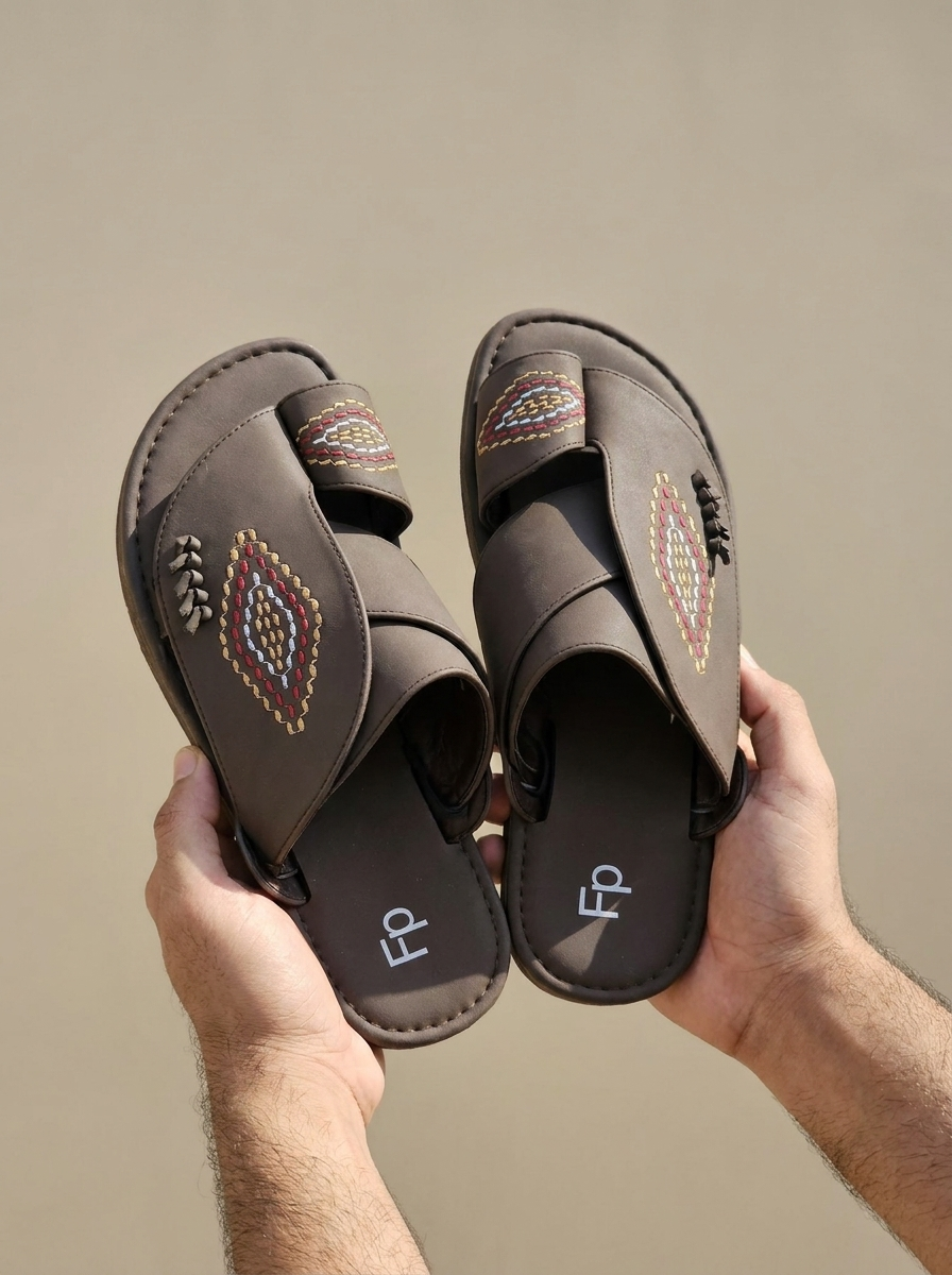 Men's Dark Brown Embroidered Leather Arabic Slide Sandals - Traditional Toe-Loop Slippers