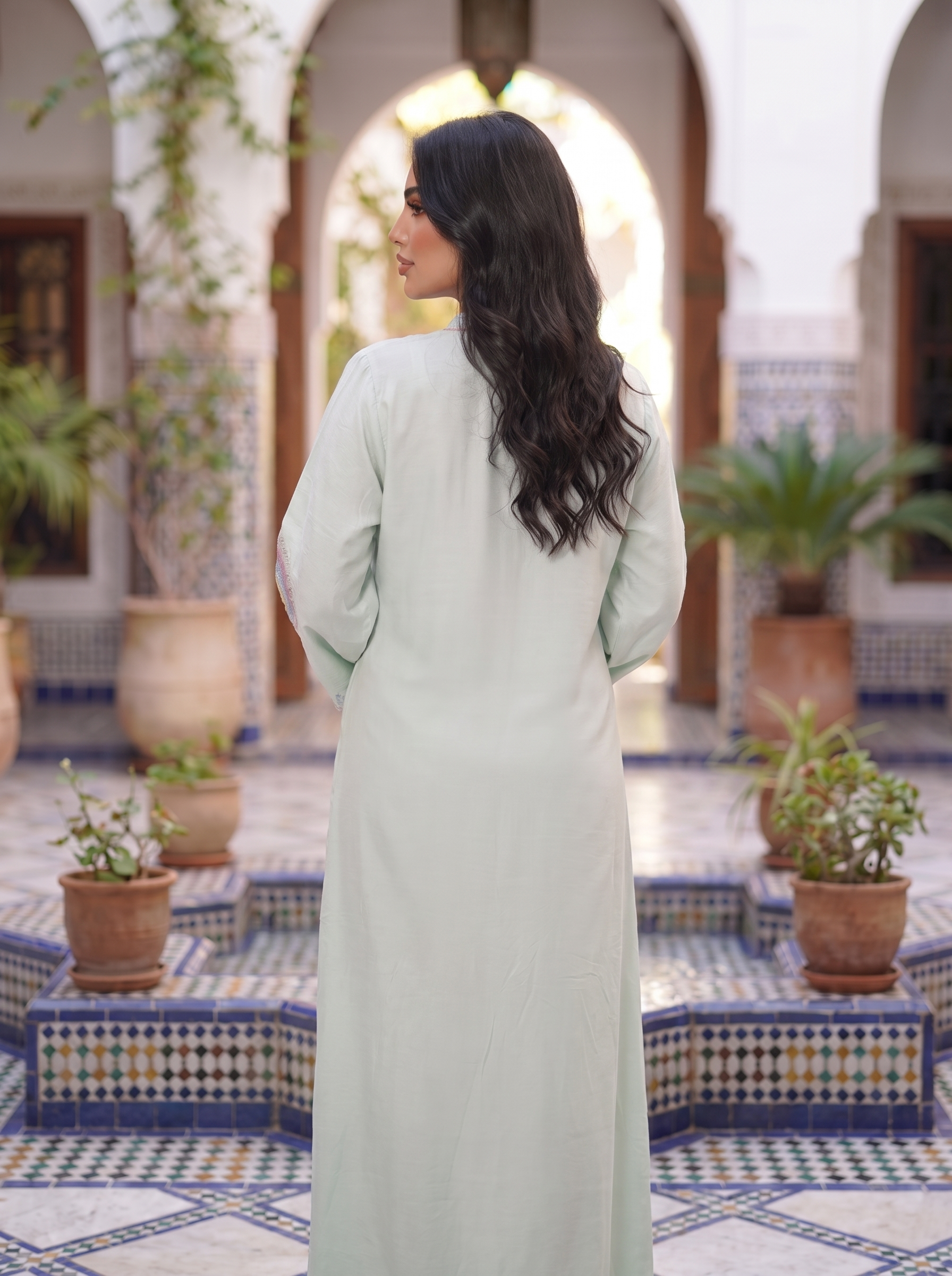 Women’s Light Green Geometric Embroidered Maxi Kaftan Dress – Elegant Long-Sleeve Festive Abaya