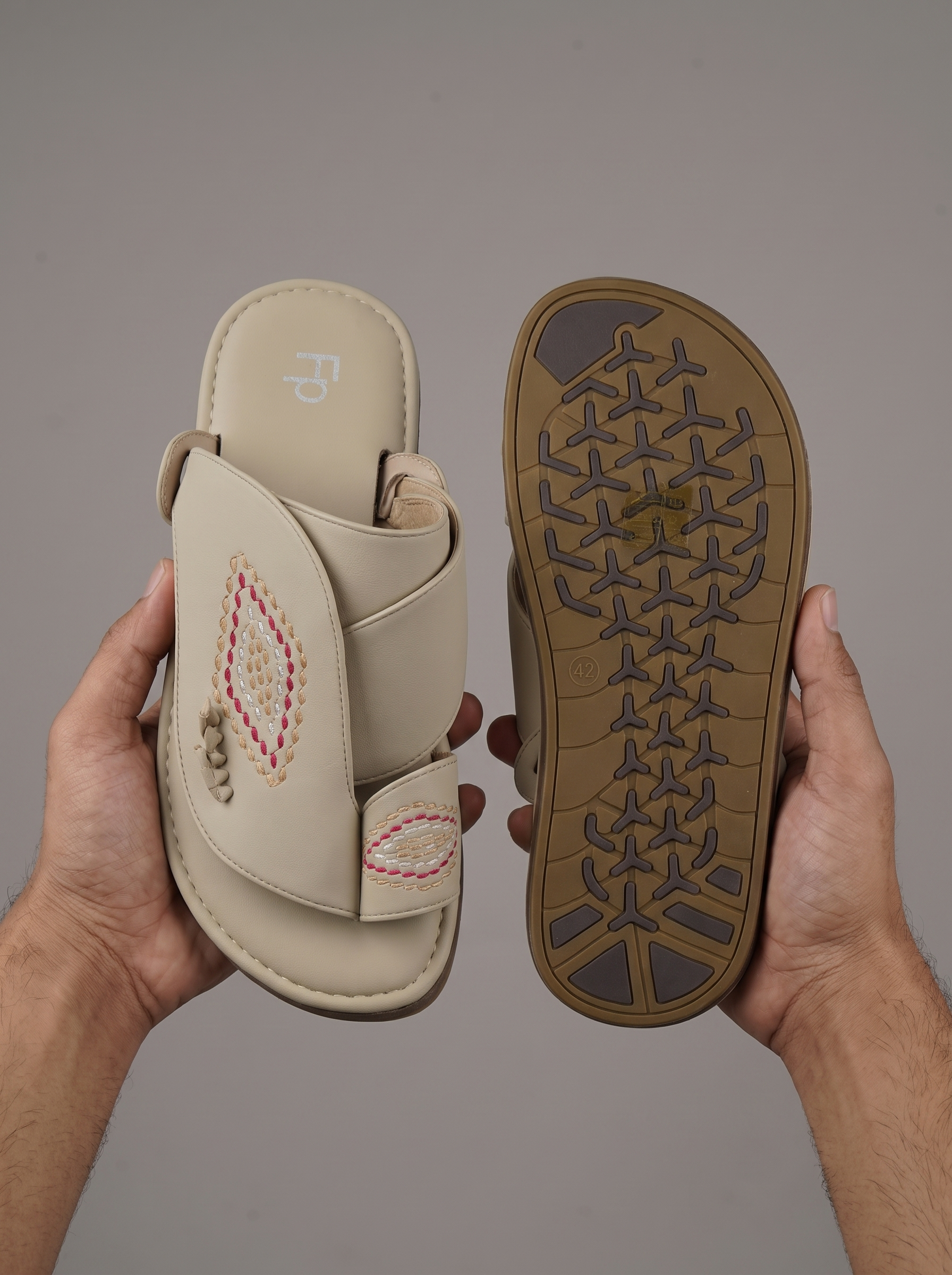 Men's Dark Brown Embroidered Leather Arabic Slide Sandals - Traditional Toe-Loop Slippers